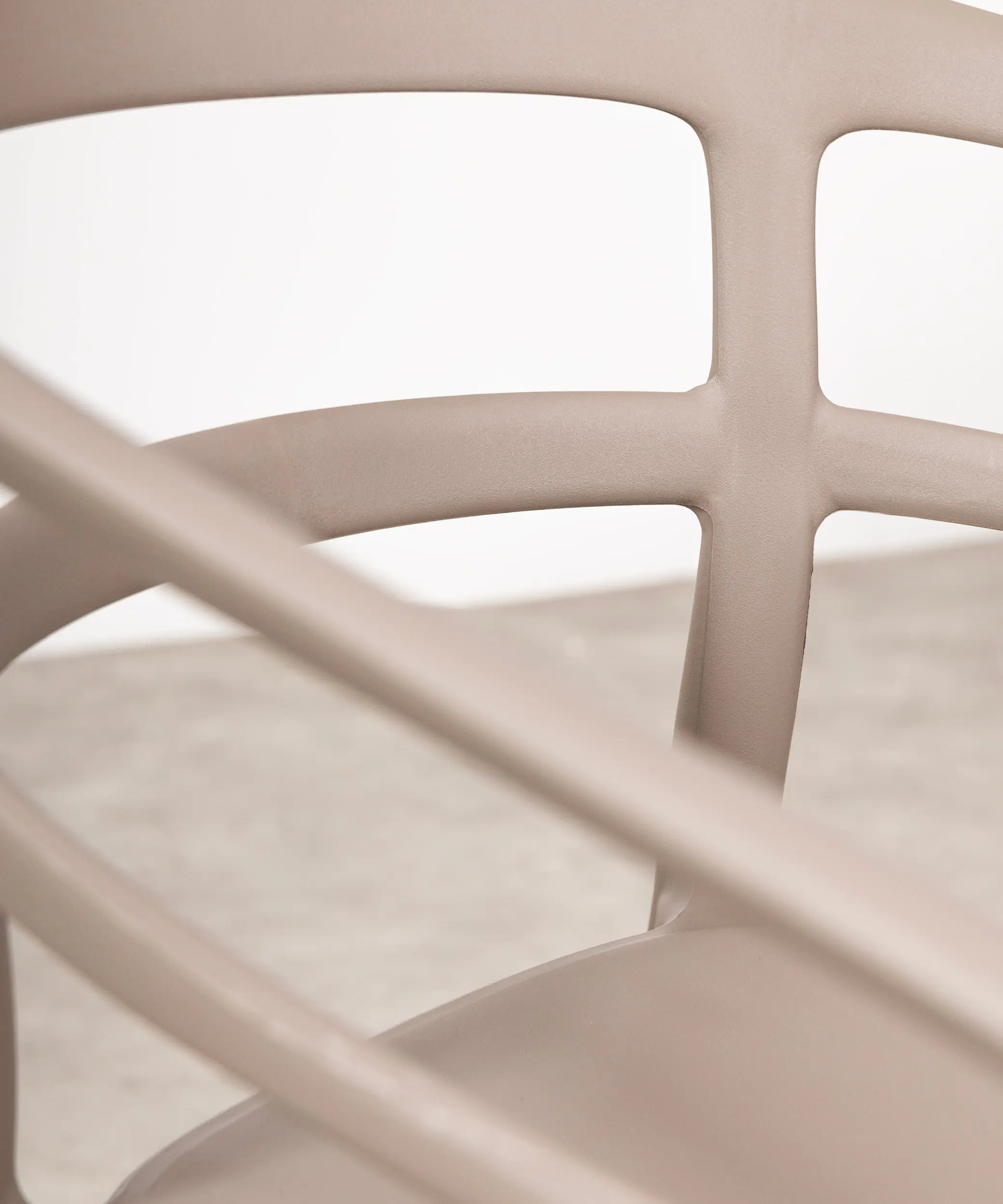 Silla de Polipropileno con Reposabrazos Nil - Image 30