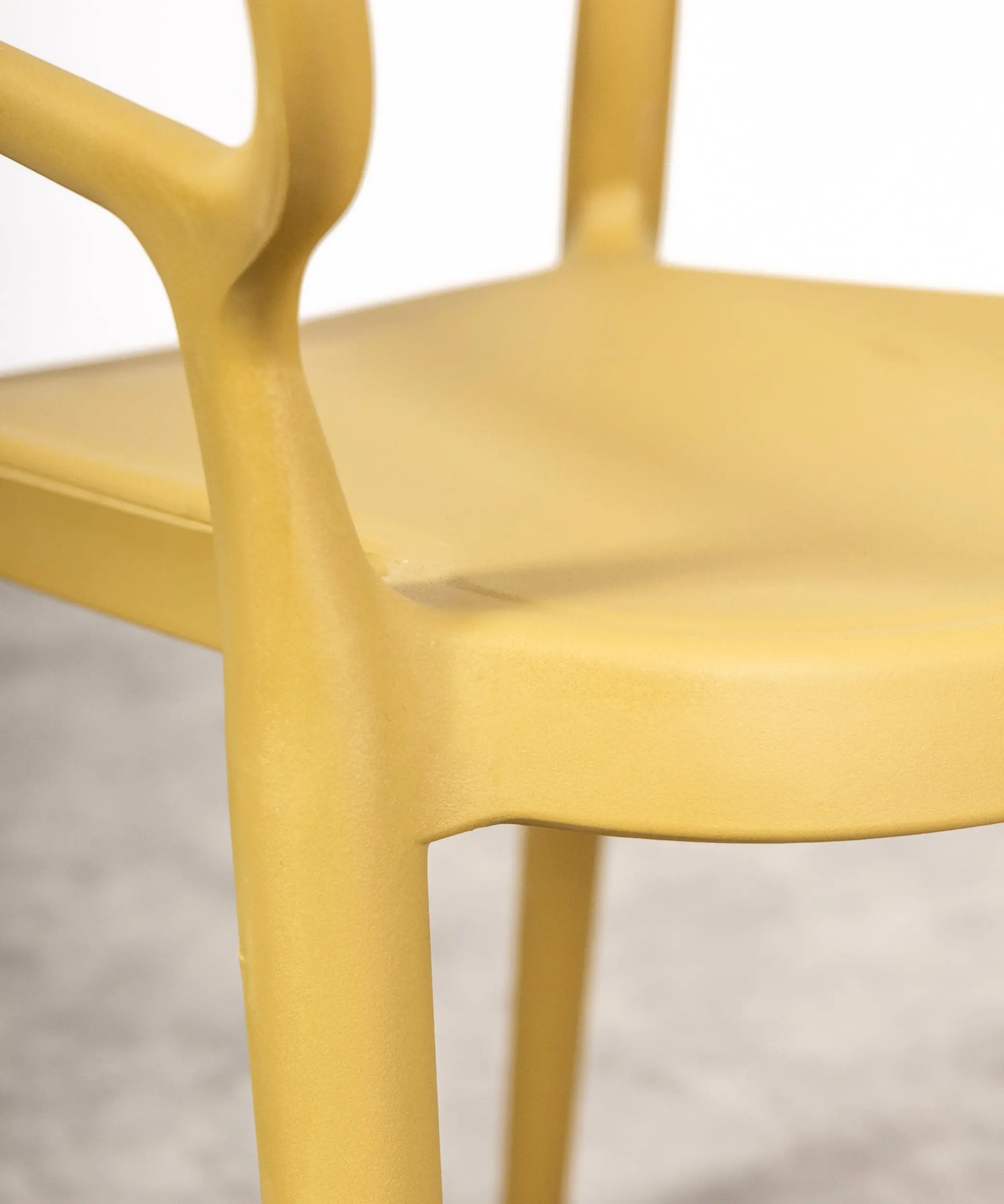 Silla de Polipropileno con Reposabrazos Nil - Image 8