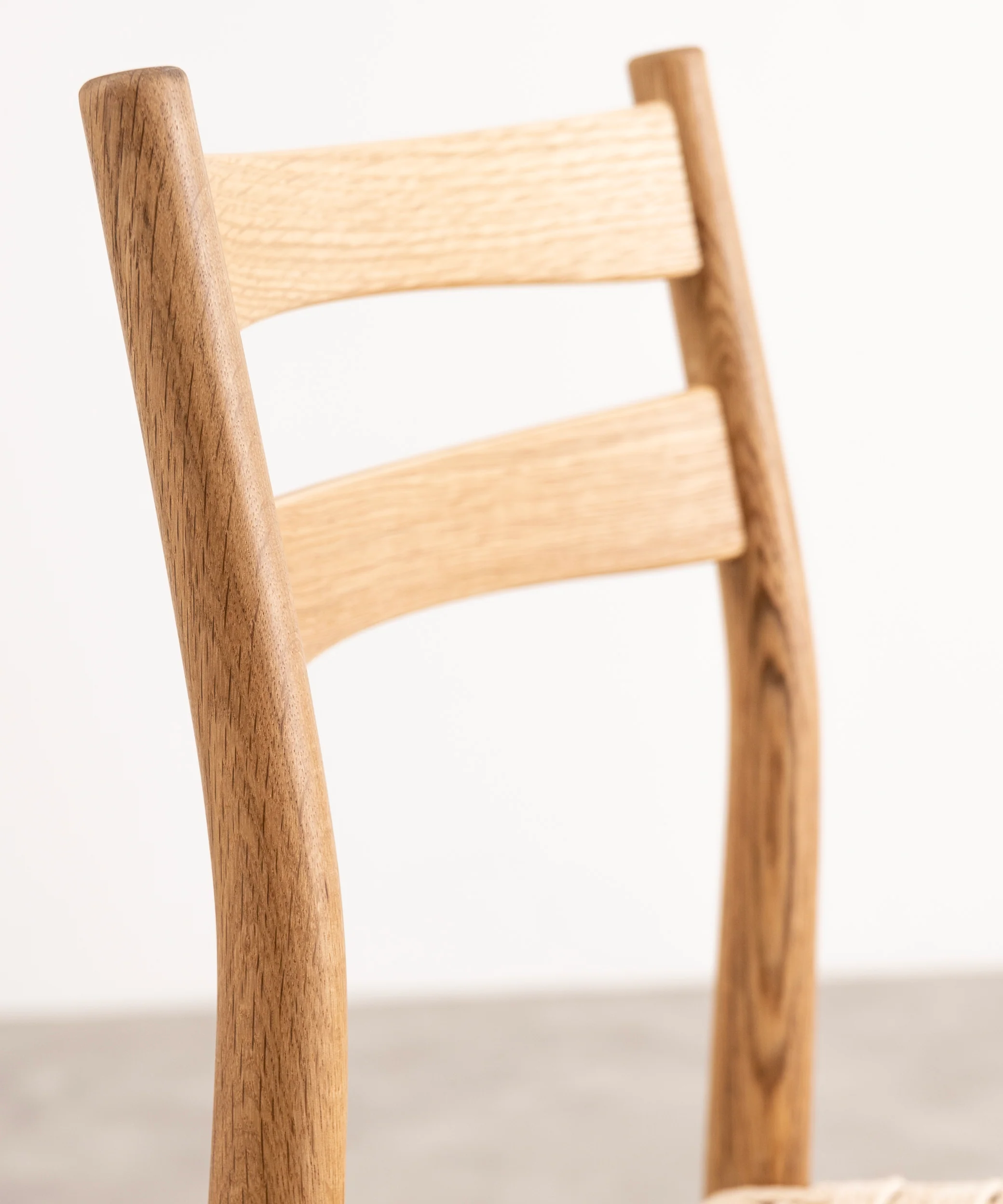 Silla de Comedor de Madera y Cuerda Trenzada Nona - Image 9