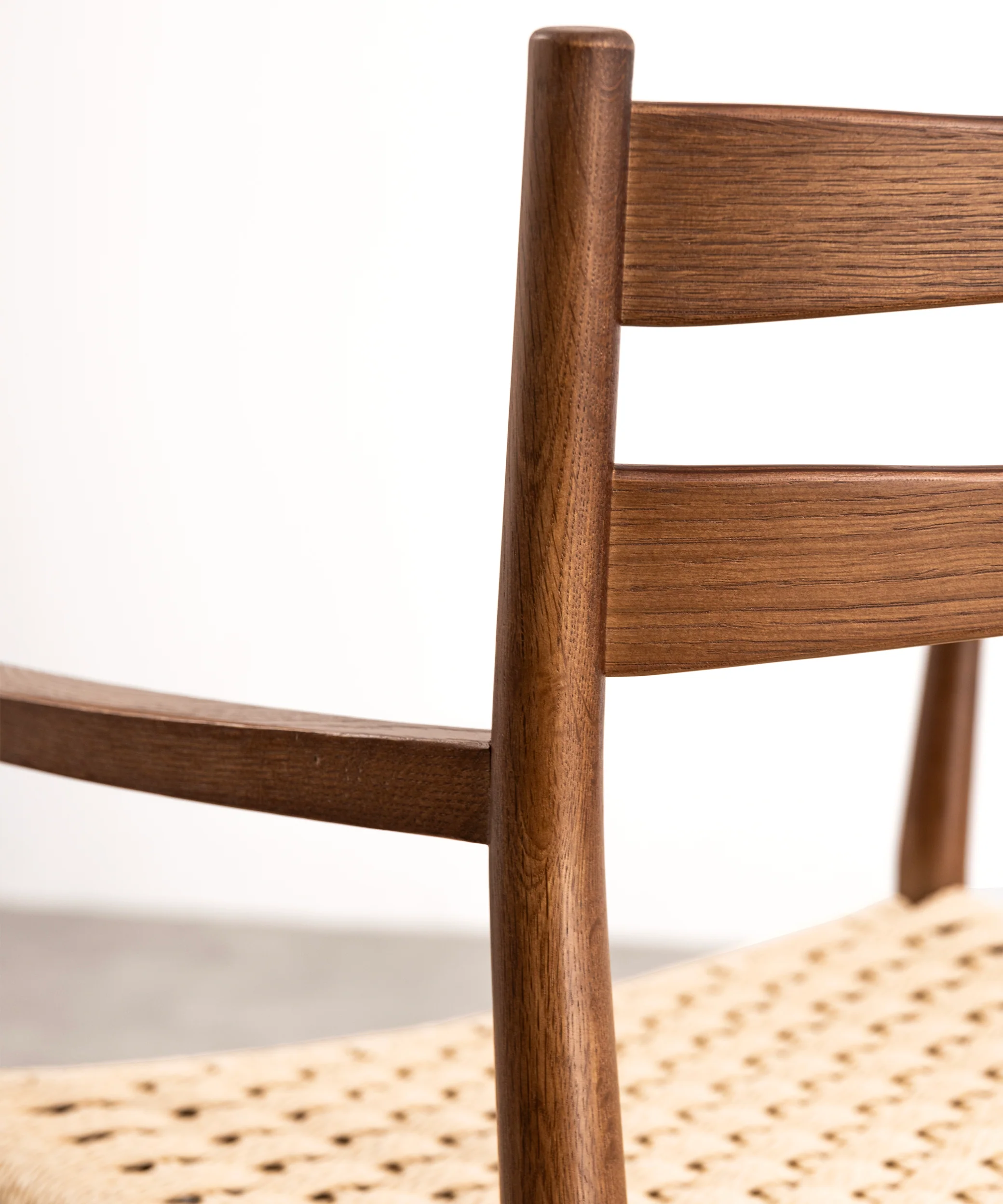 Silla de Comedor en Madera y Cuerda Trenzada con Reposabrazos Nona Arms - Image 7