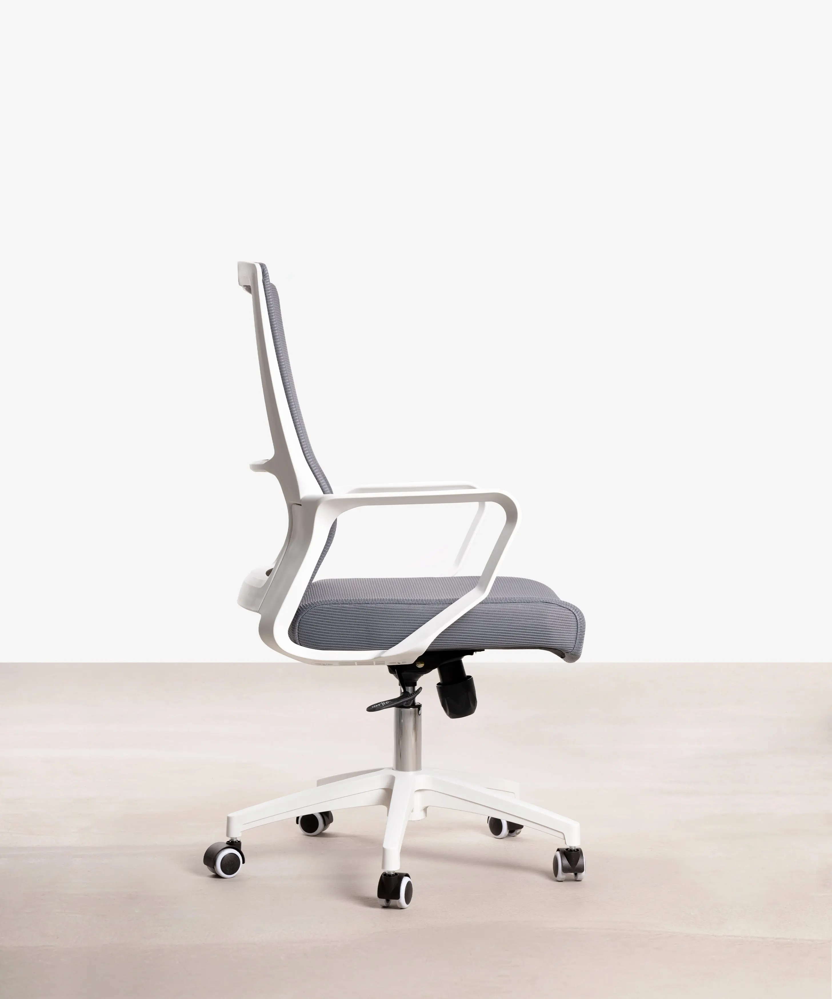 Silla Oficina Ergonómica de Nylon Shorti - Image 17