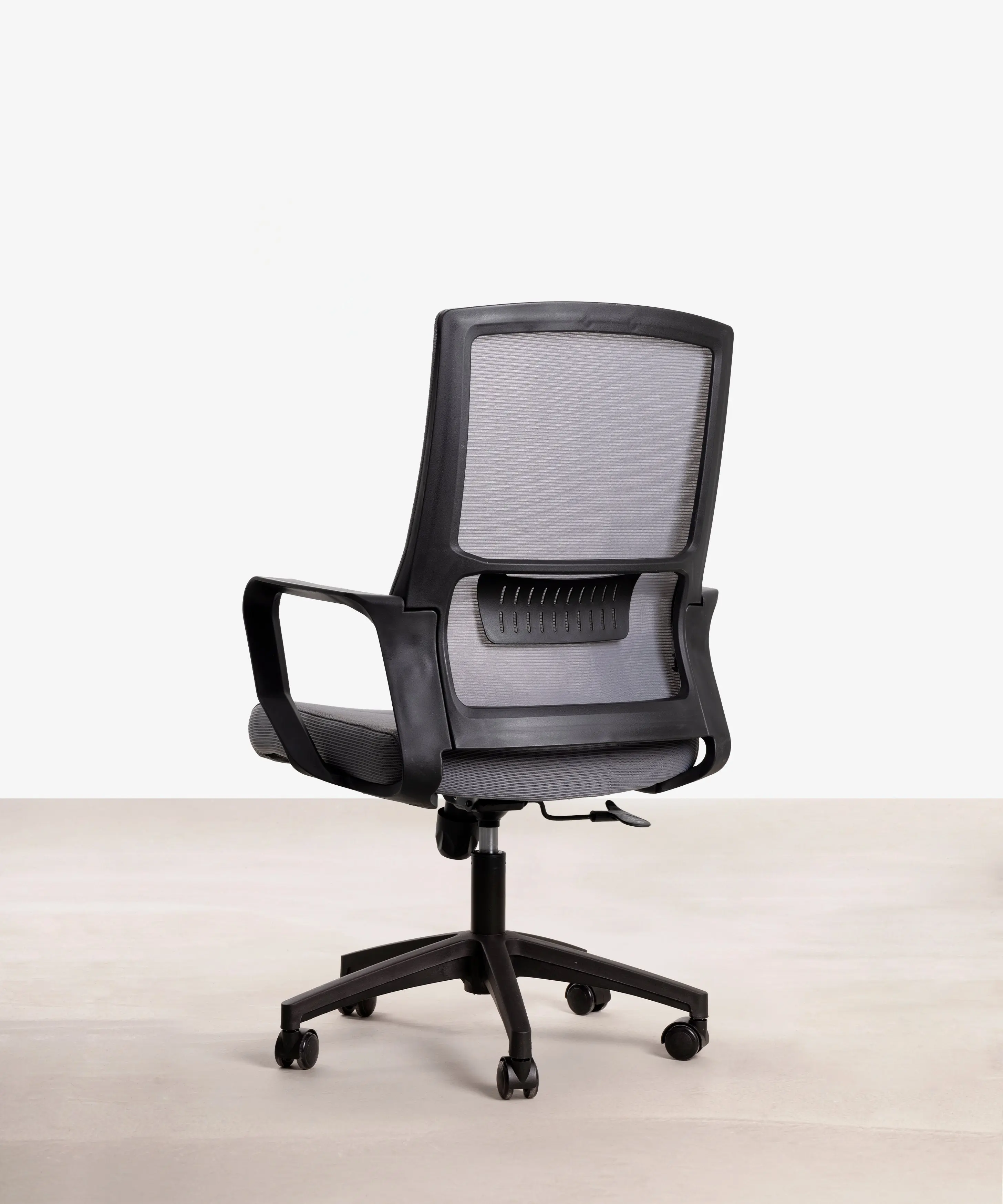 Silla Oficina Ergonómica de Nylon Shorti - Image 5