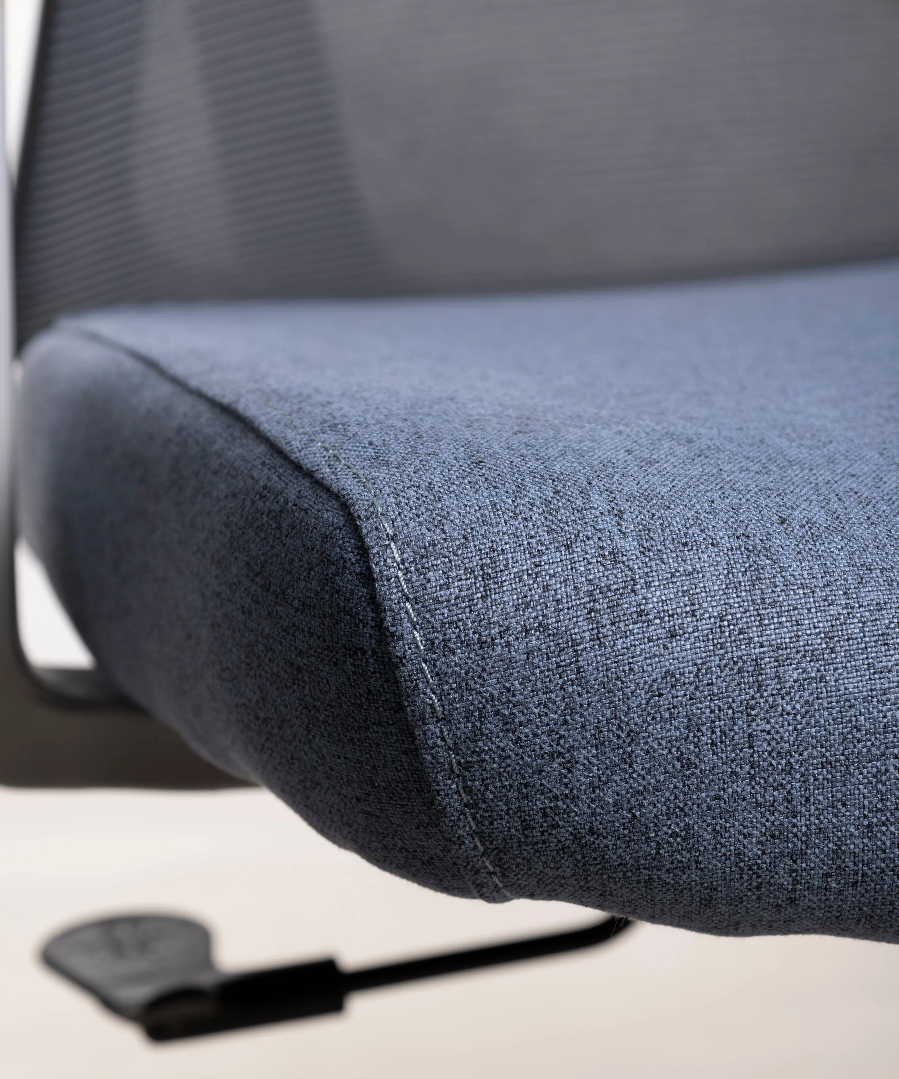 Silla Oficina Ergonómica de Nylon Tyrel - Image 20