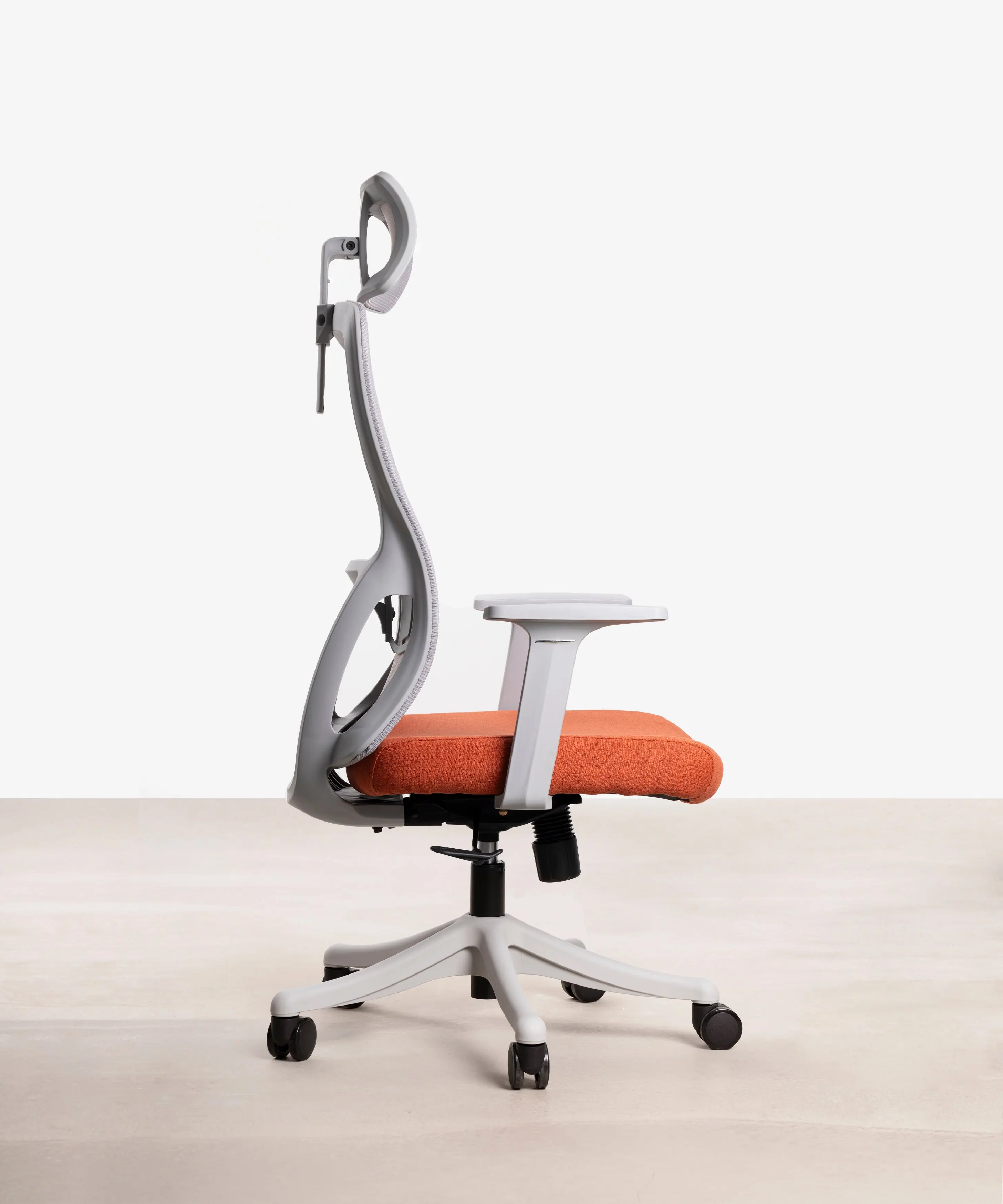 Silla Oficina Ergonómica de Nylon Tyrel - Image 4