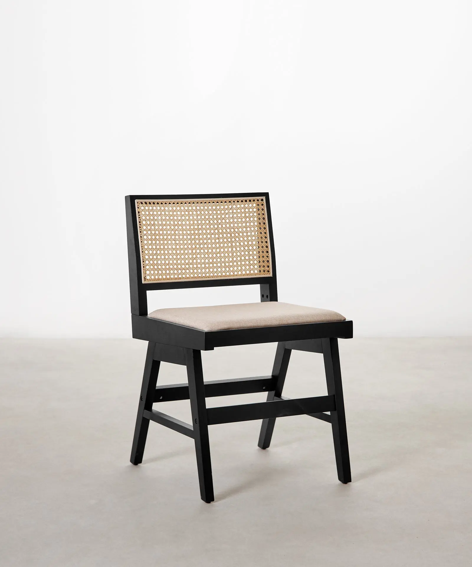 Silla de Comedor en Madera Tapizada Pauline - Image 14