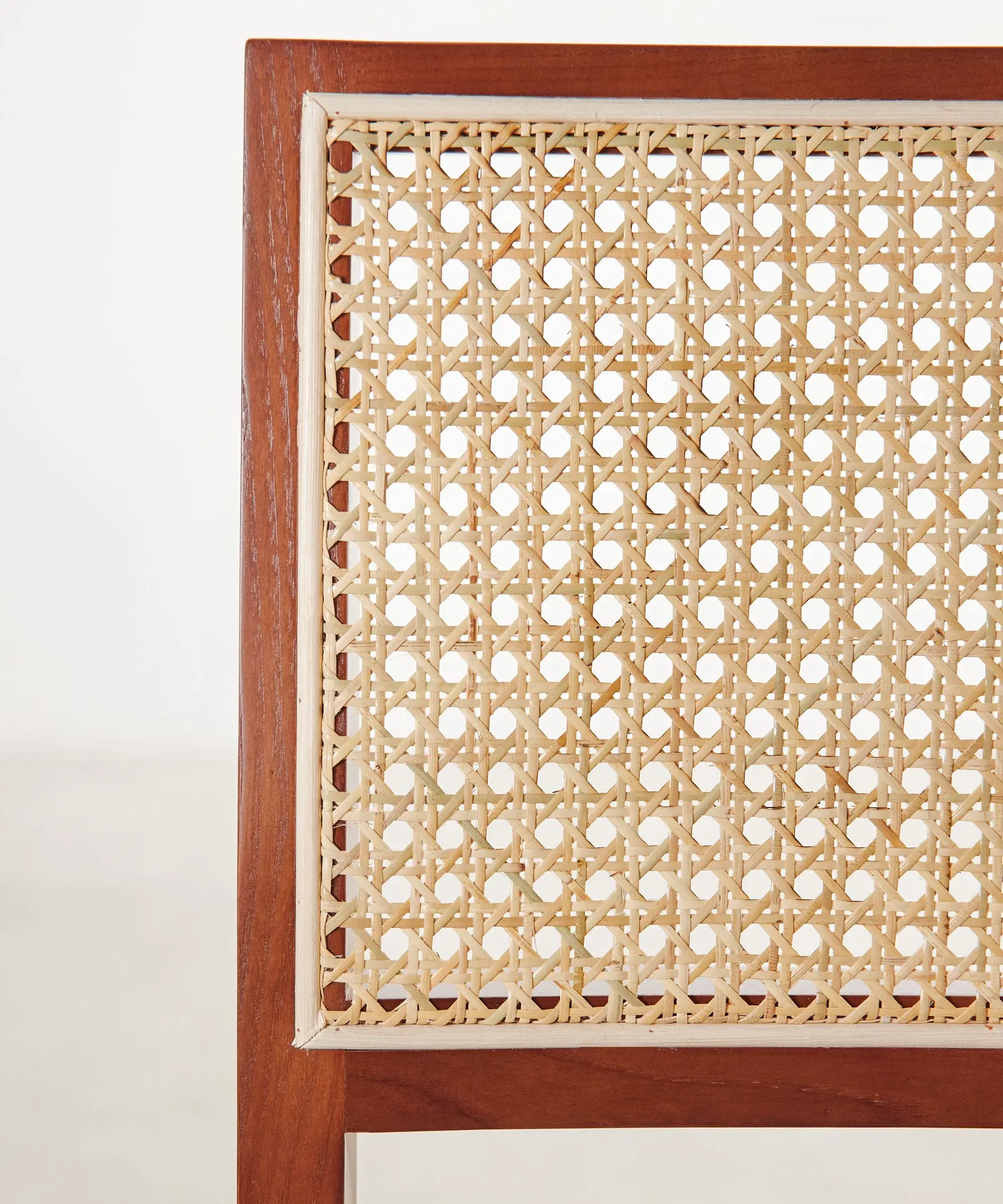 Silla de Comedor en Madera Tapizada Pauline - Image 9