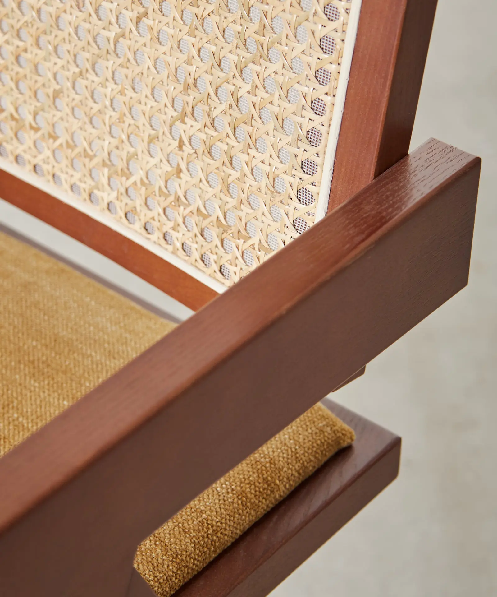 Silla de Comedor en Madera Tapizada con Reposabrazos Pauline Arms - Image 11