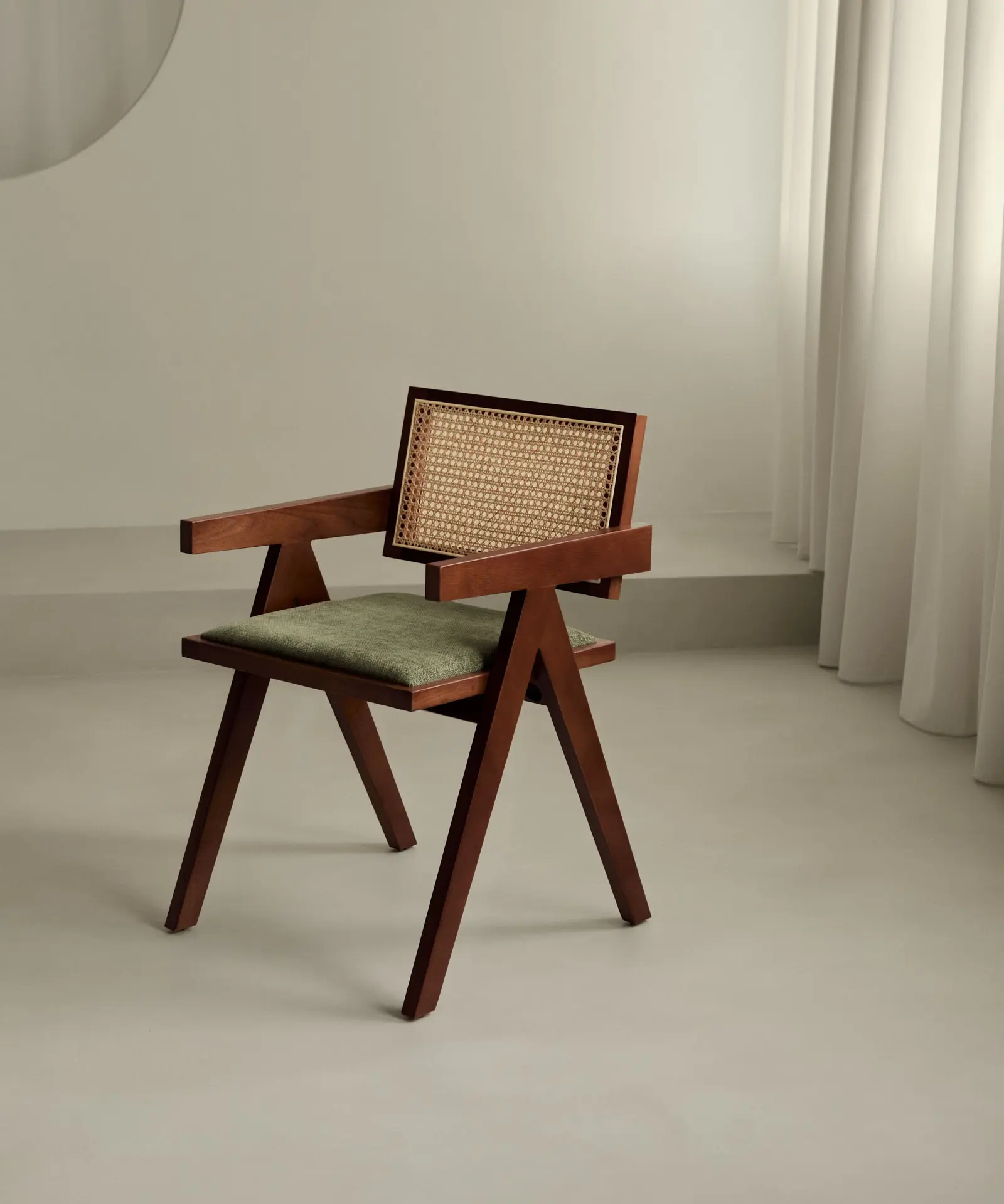 Silla de Comedor en Madera Tapizada con Reposabrazos Pauline Arms - Image 12