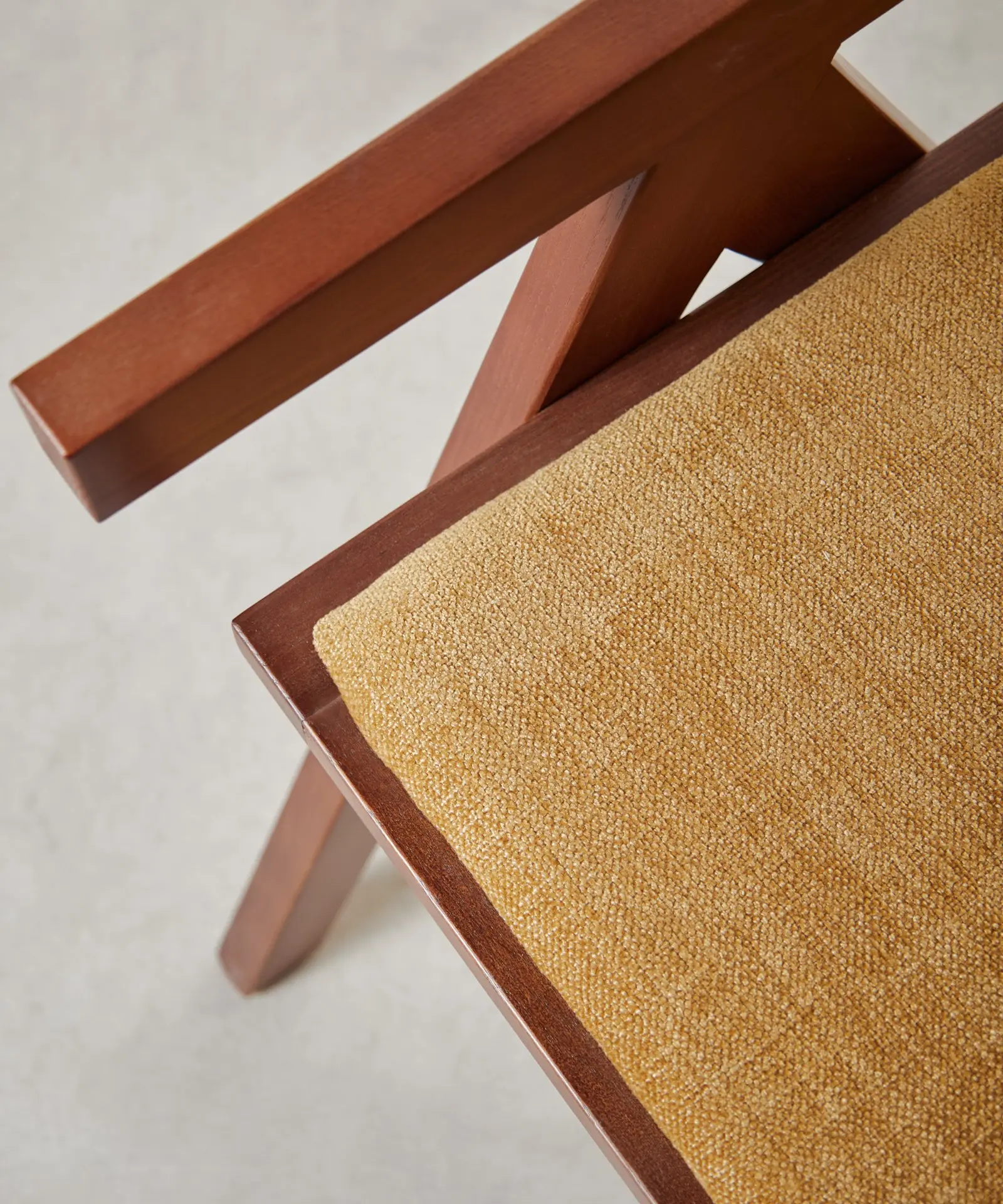 Silla de Comedor en Madera Tapizada con Reposabrazos Pauline Arms - Image 2