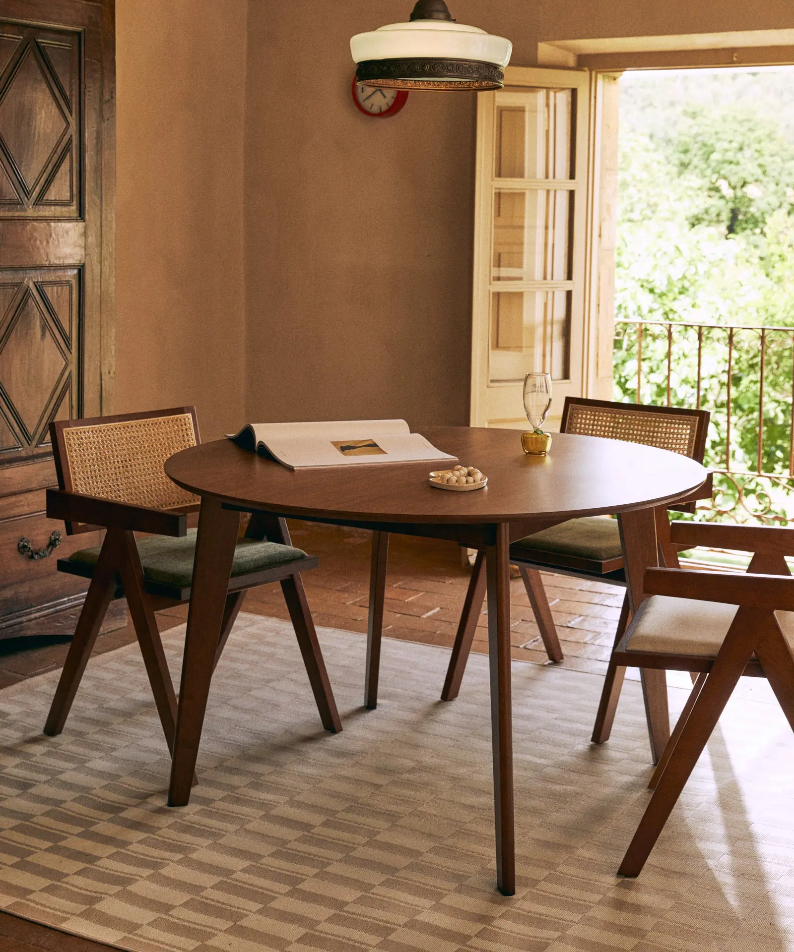 Silla de Comedor en Madera Tapizada con Reposabrazos Pauline Arms - Image 24