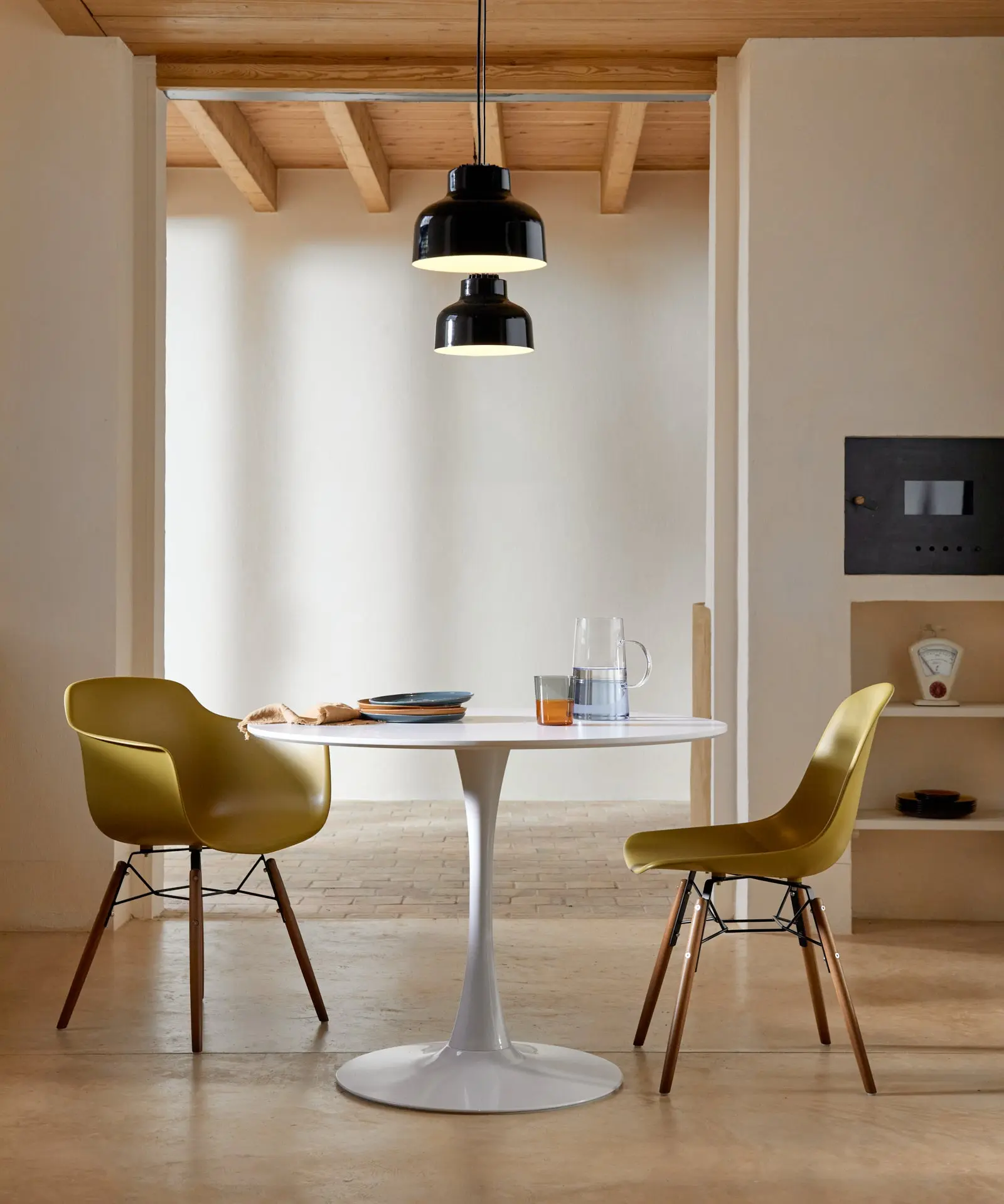 Silla de Polipropileno y Madera Elon - Image 10