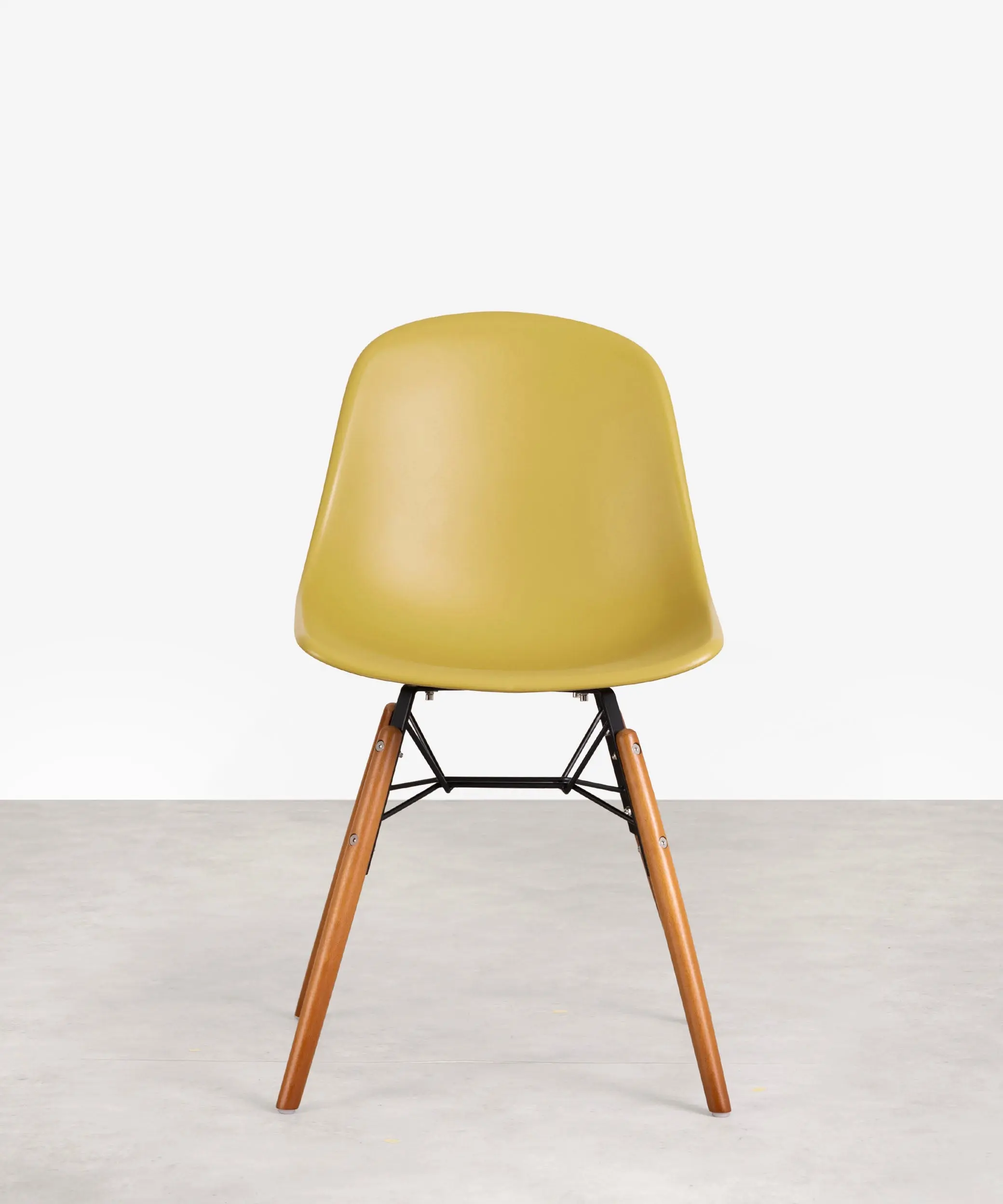 Silla de Polipropileno y Madera Elon - Image 13