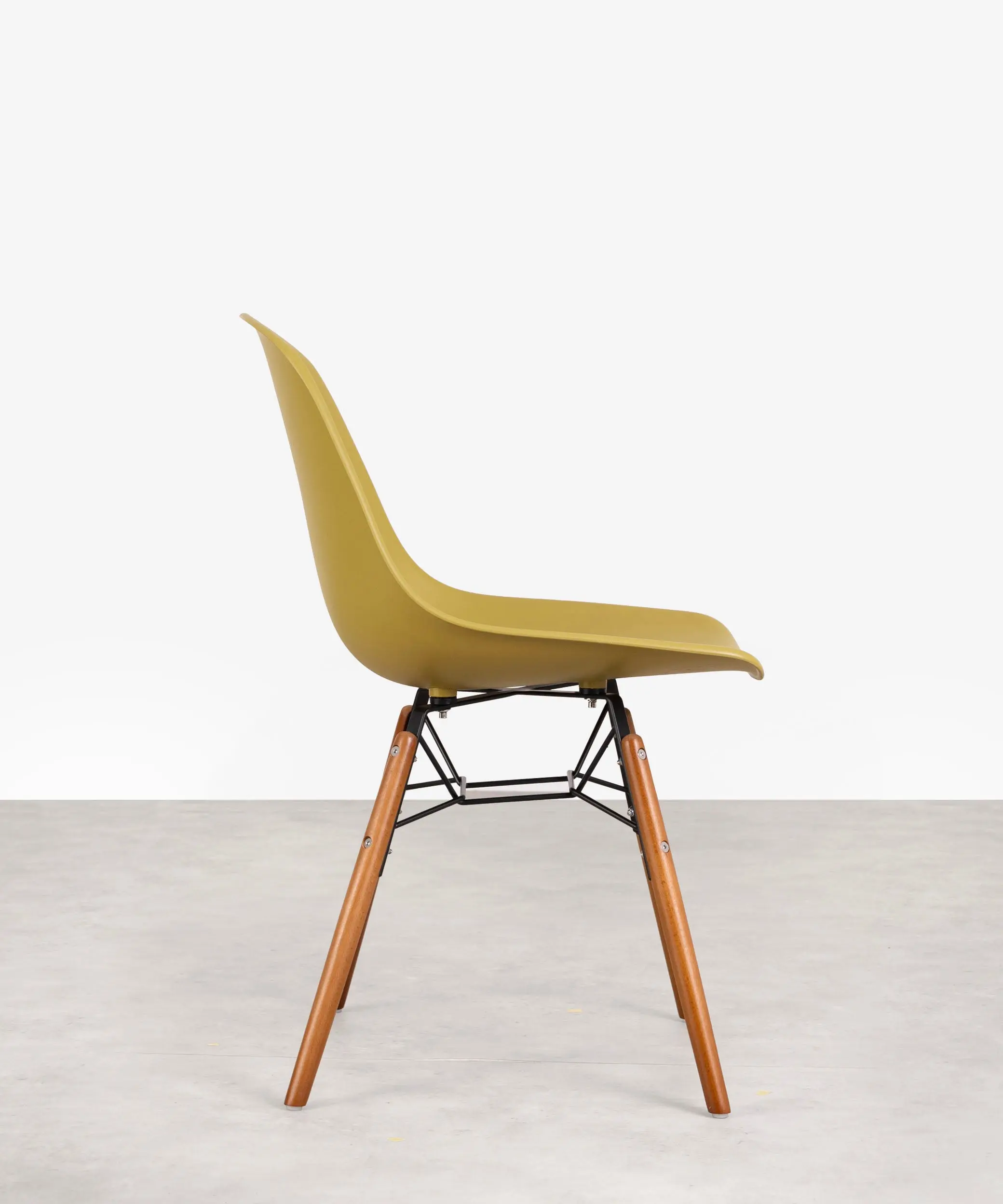 Silla de Polipropileno y Madera Elon - Image 14