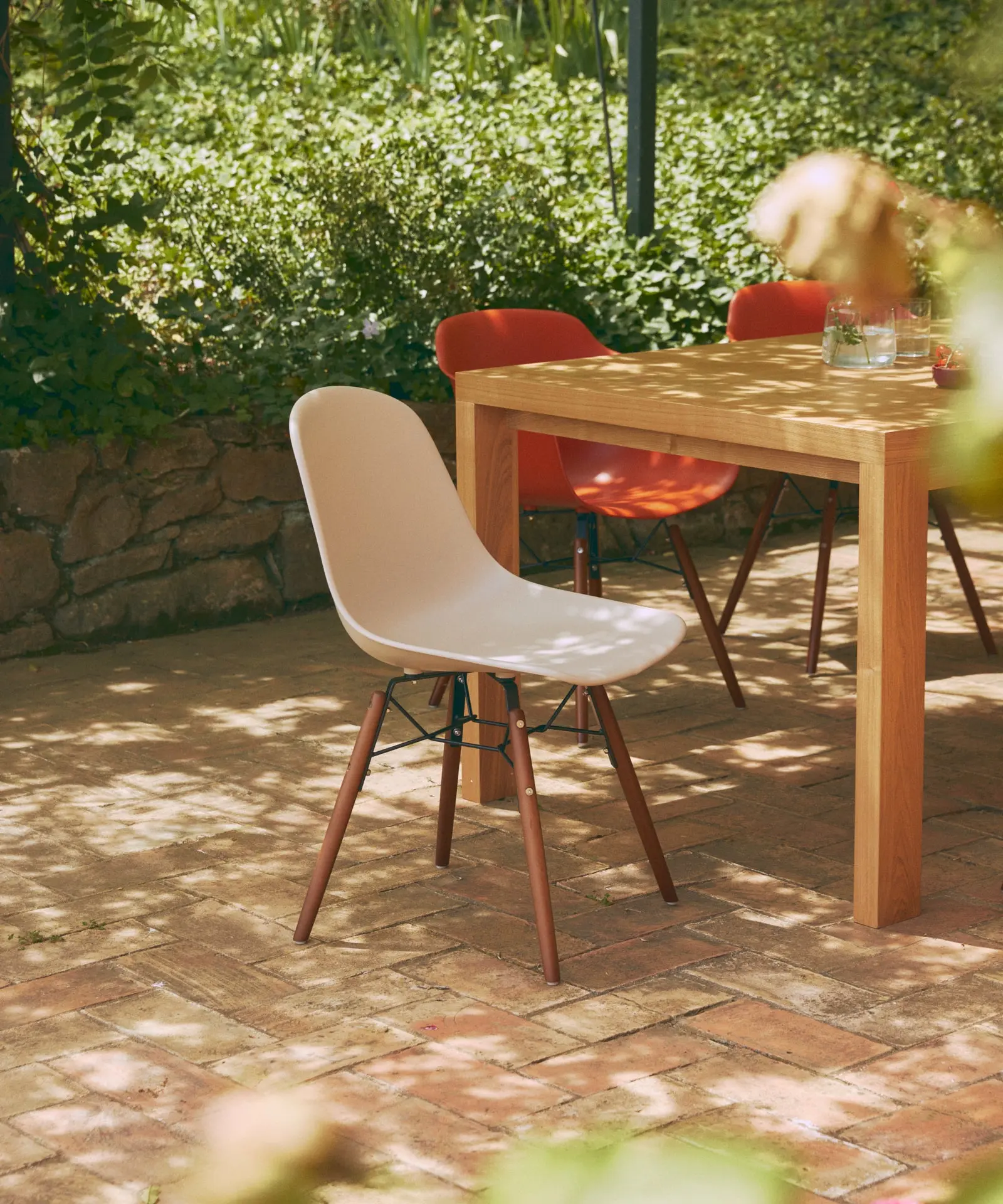Silla de Polipropileno y Madera Elon - Image 18