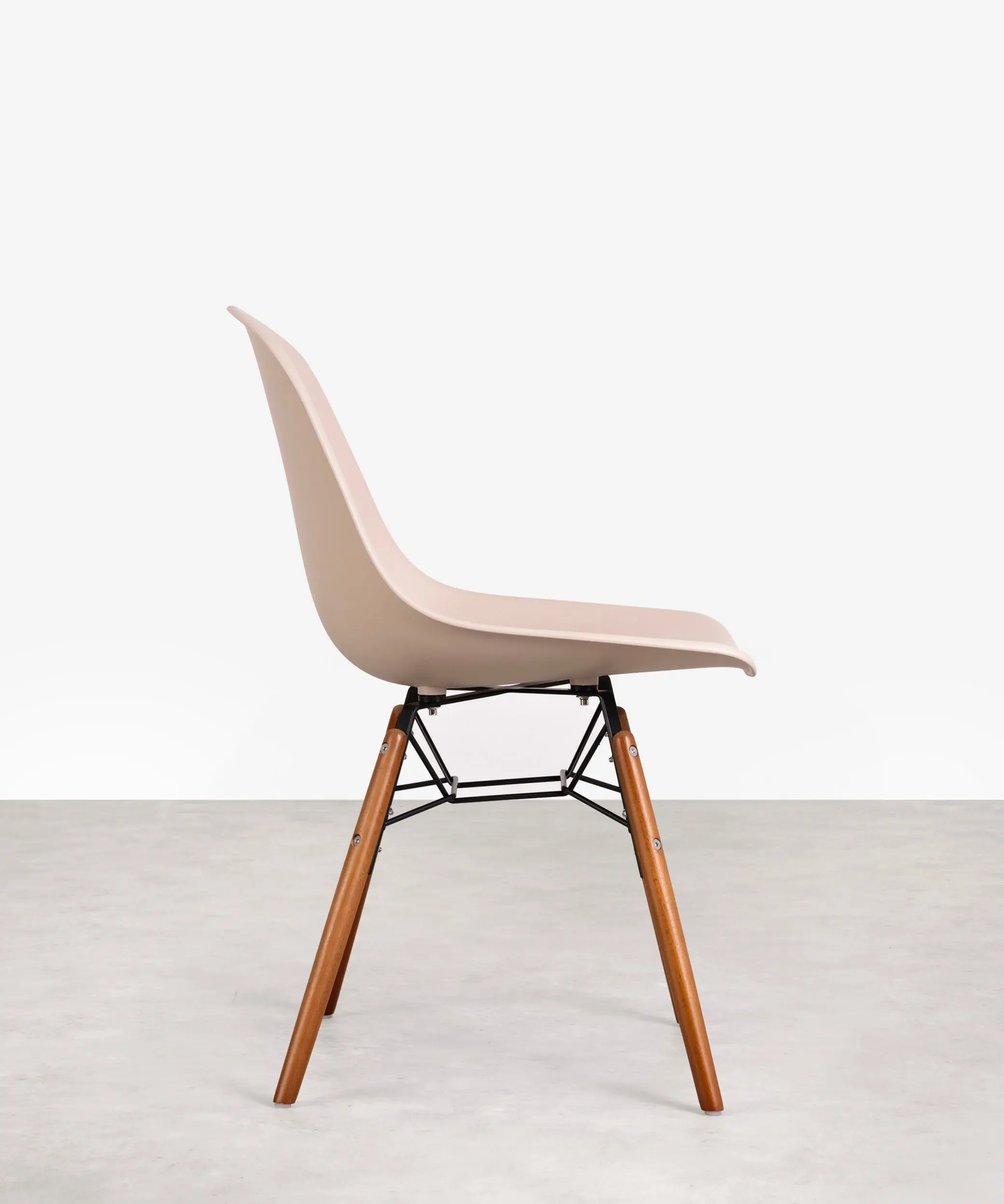 Silla de Polipropileno y Madera Elon - Image 20