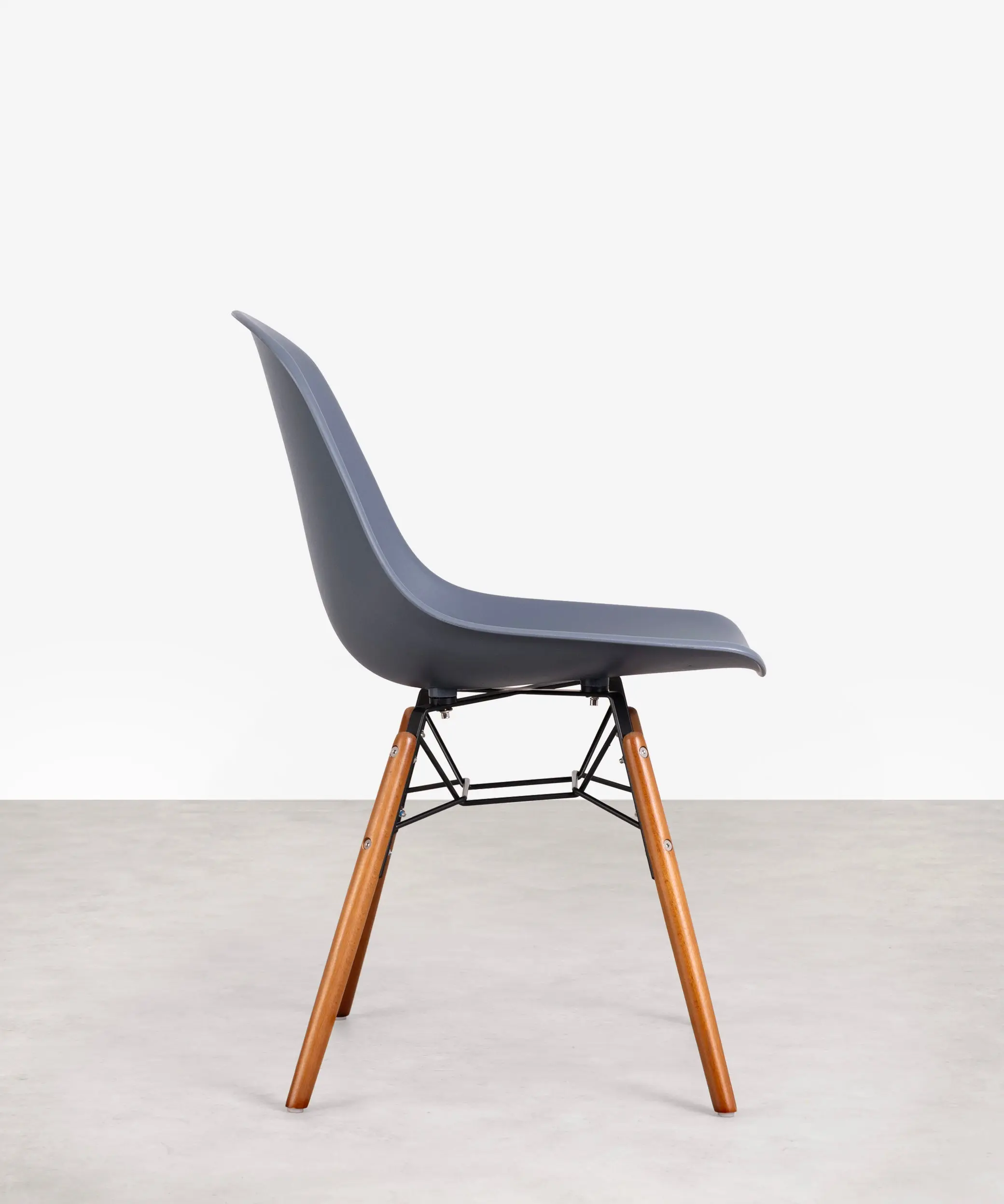 Silla de Polipropileno y Madera Elon - Image 30