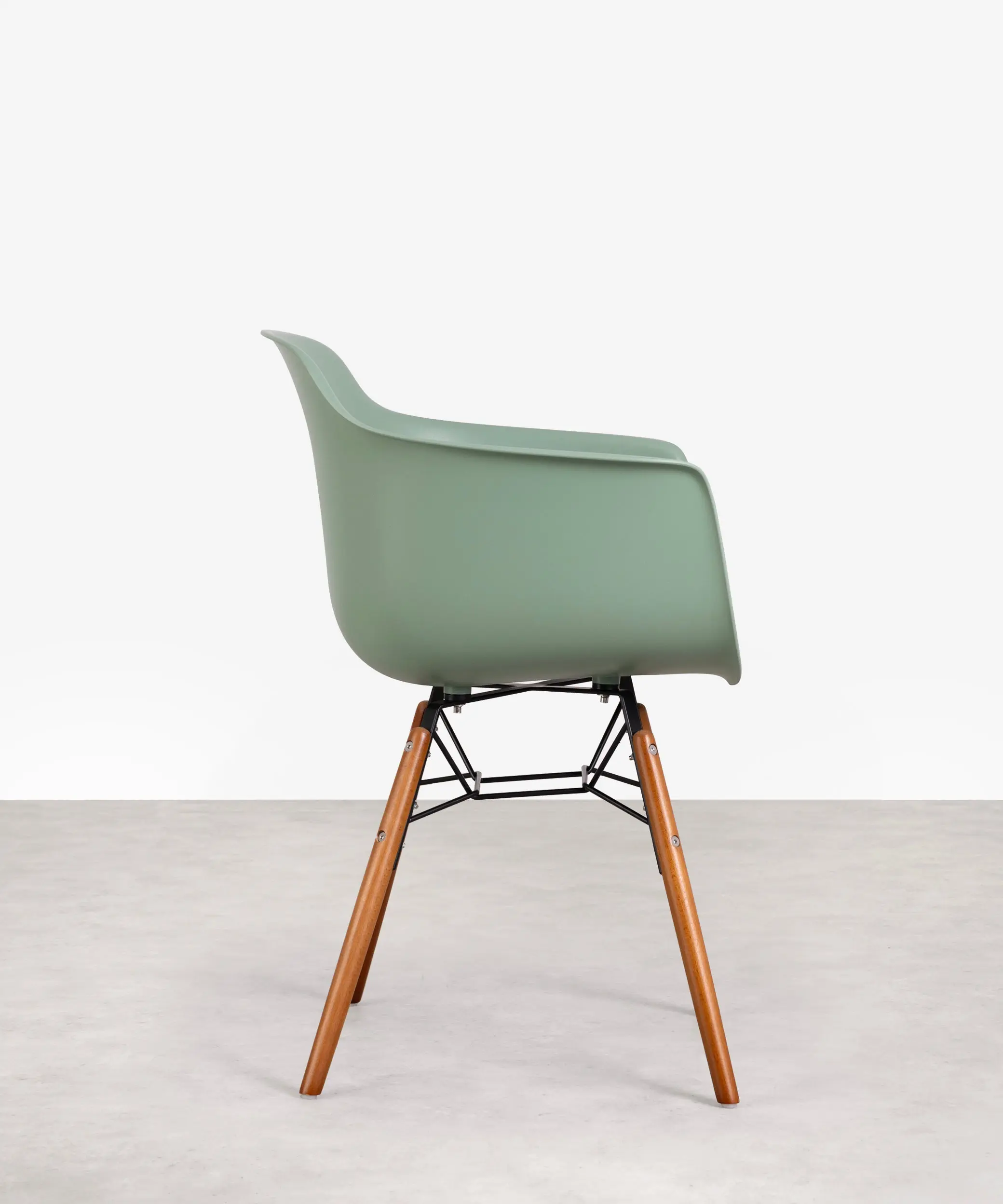 Silla de Polipropileno y Madera con Reposabrazos Elon Arms - Image 31