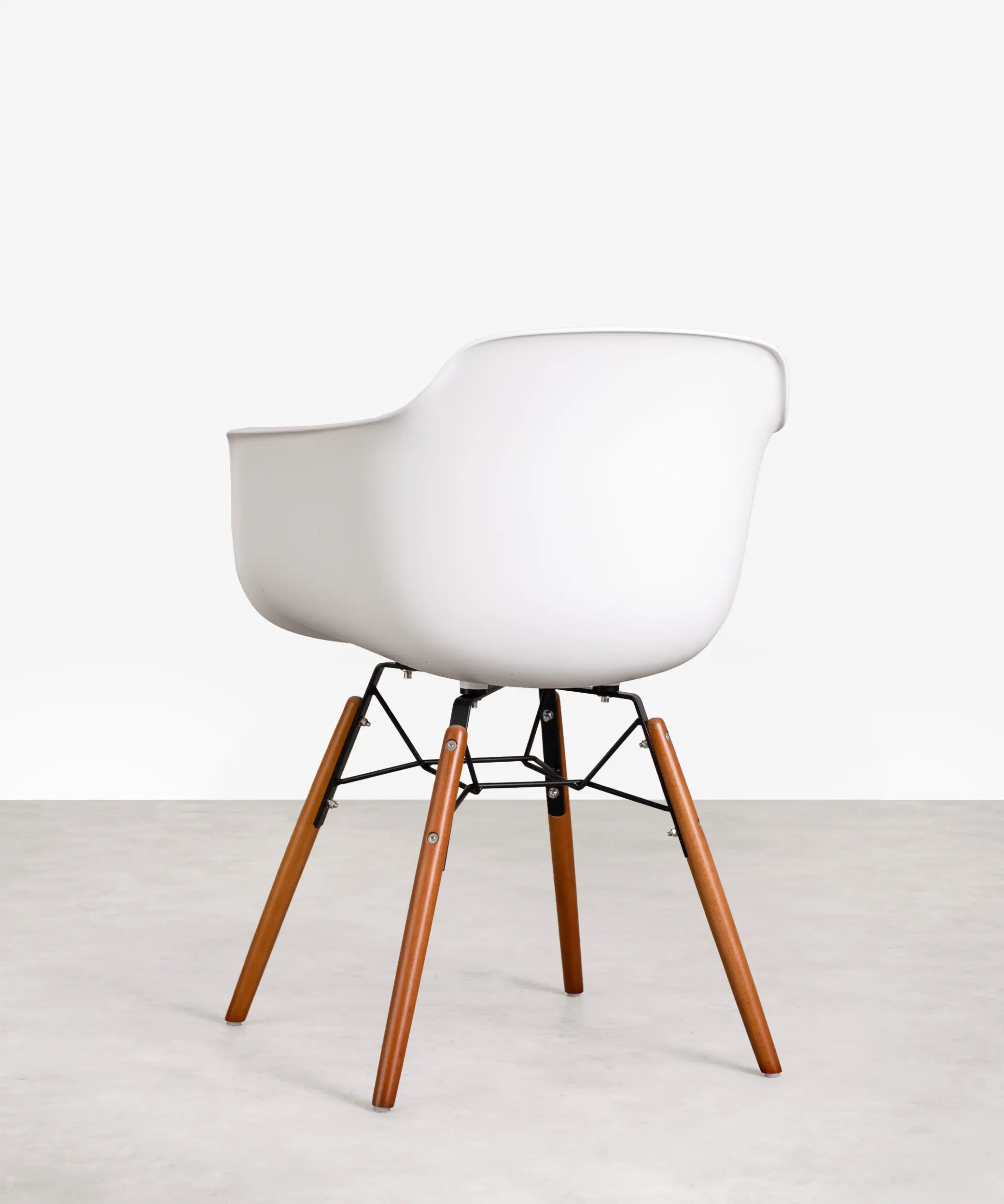 Silla de Polipropileno y Madera con Reposabrazos Elon Arms - Image 47