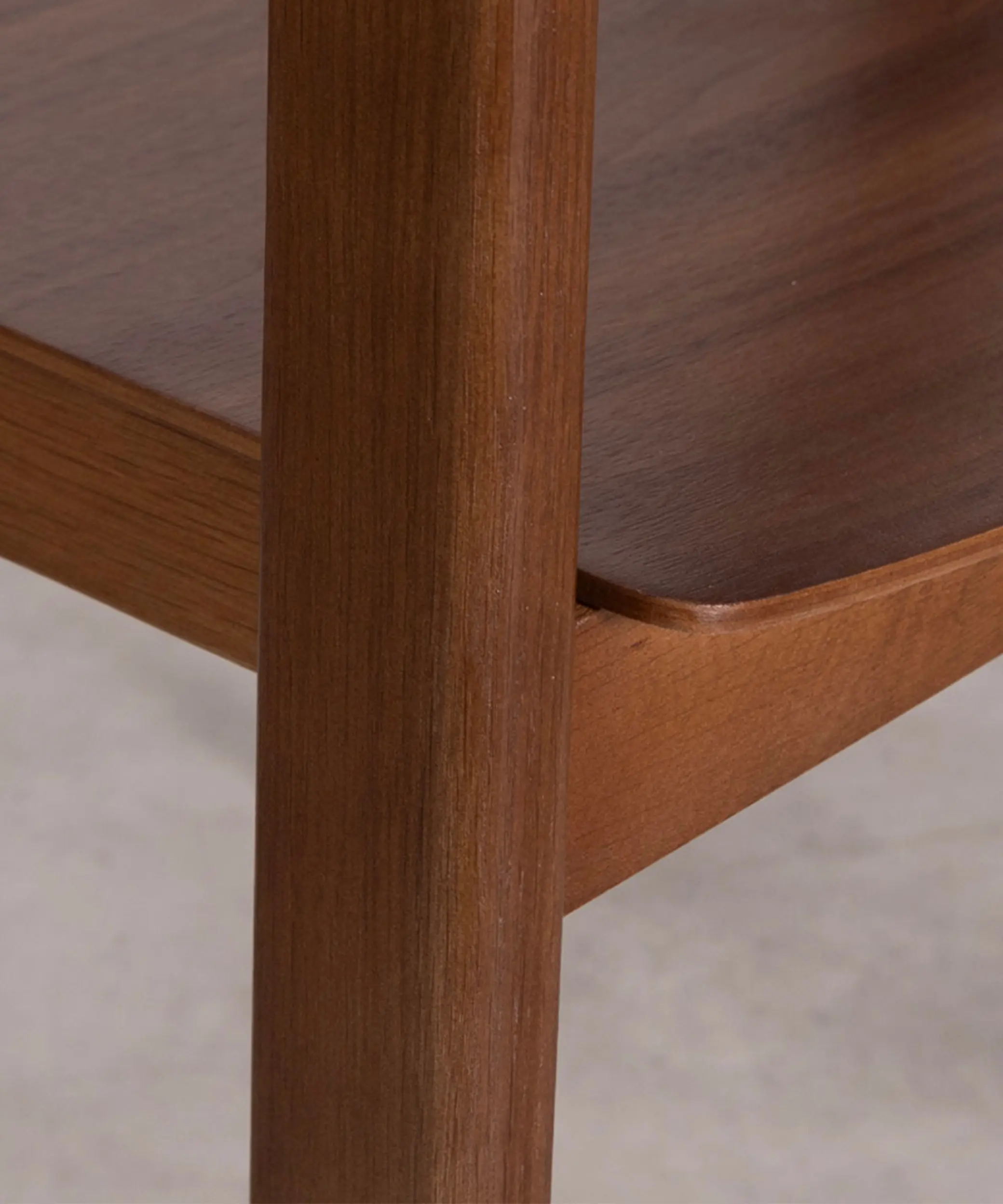 Silla de comedor en Madera con Reposabrazos Renzo - Image 16