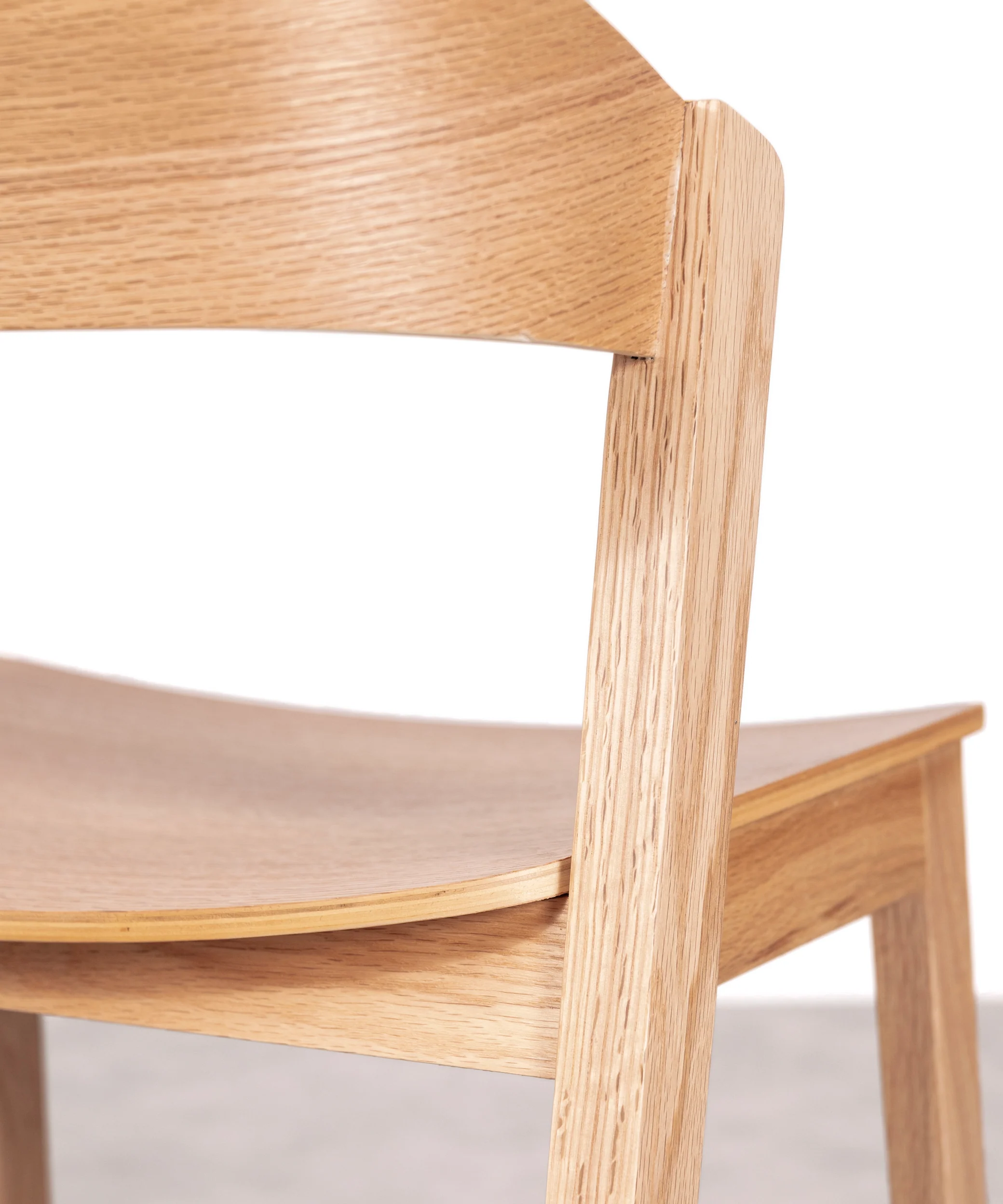 Silla de comedor en Madera con Reposabrazos Renzo - Image 7