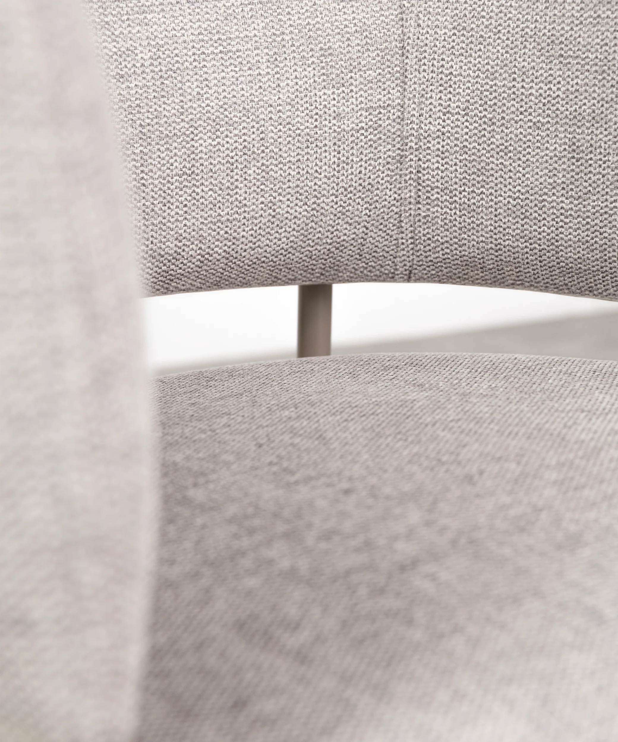 Silla de Comedor en Tela y Metal con Reposabrazos Teresa - Image 9