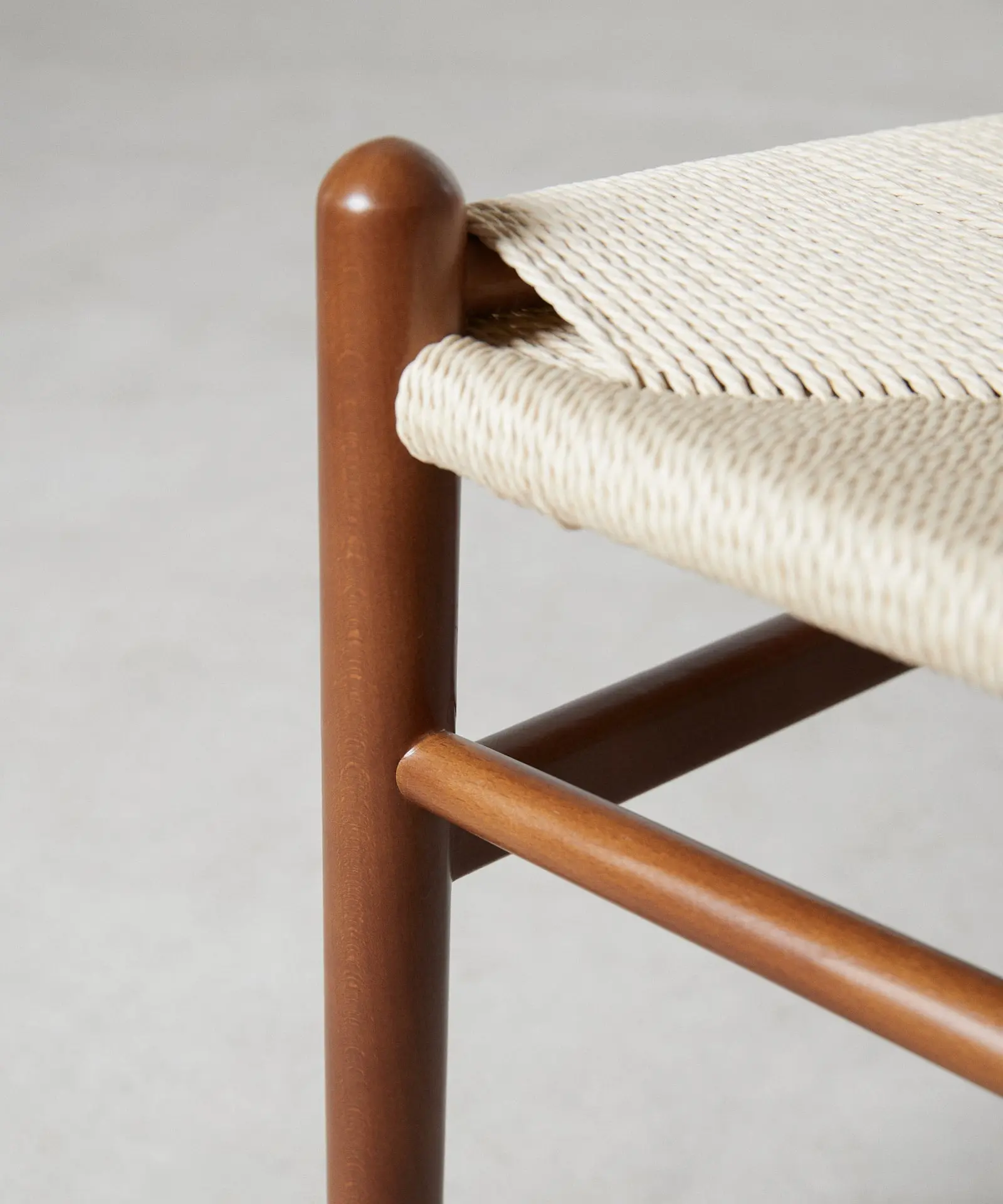 Silla de Madera y Cuerda Trenzada Uish - Image 16