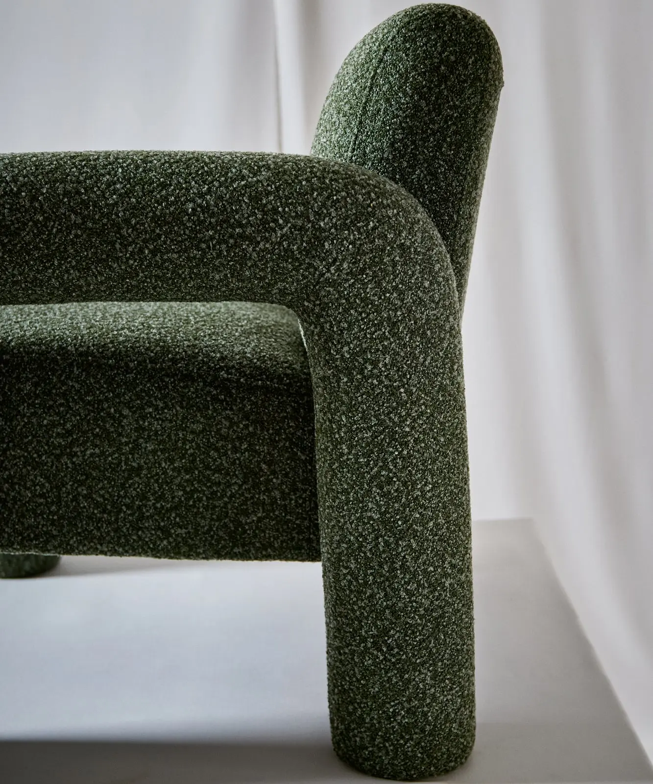 Sillón Tapizado con Reposabrazos Cloud - Image 20