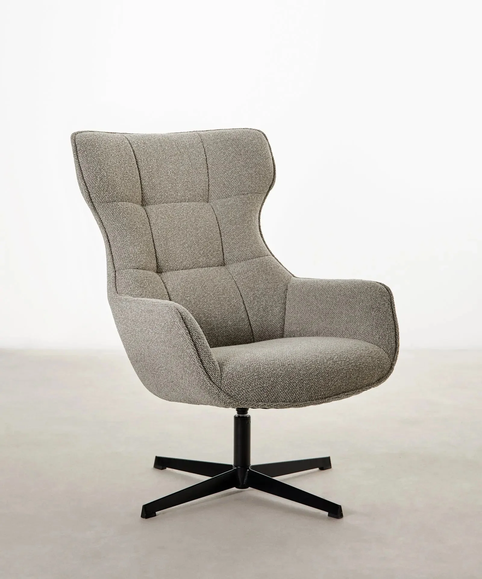 Sillón tapizado en tela bouclé Elsa - Image 10