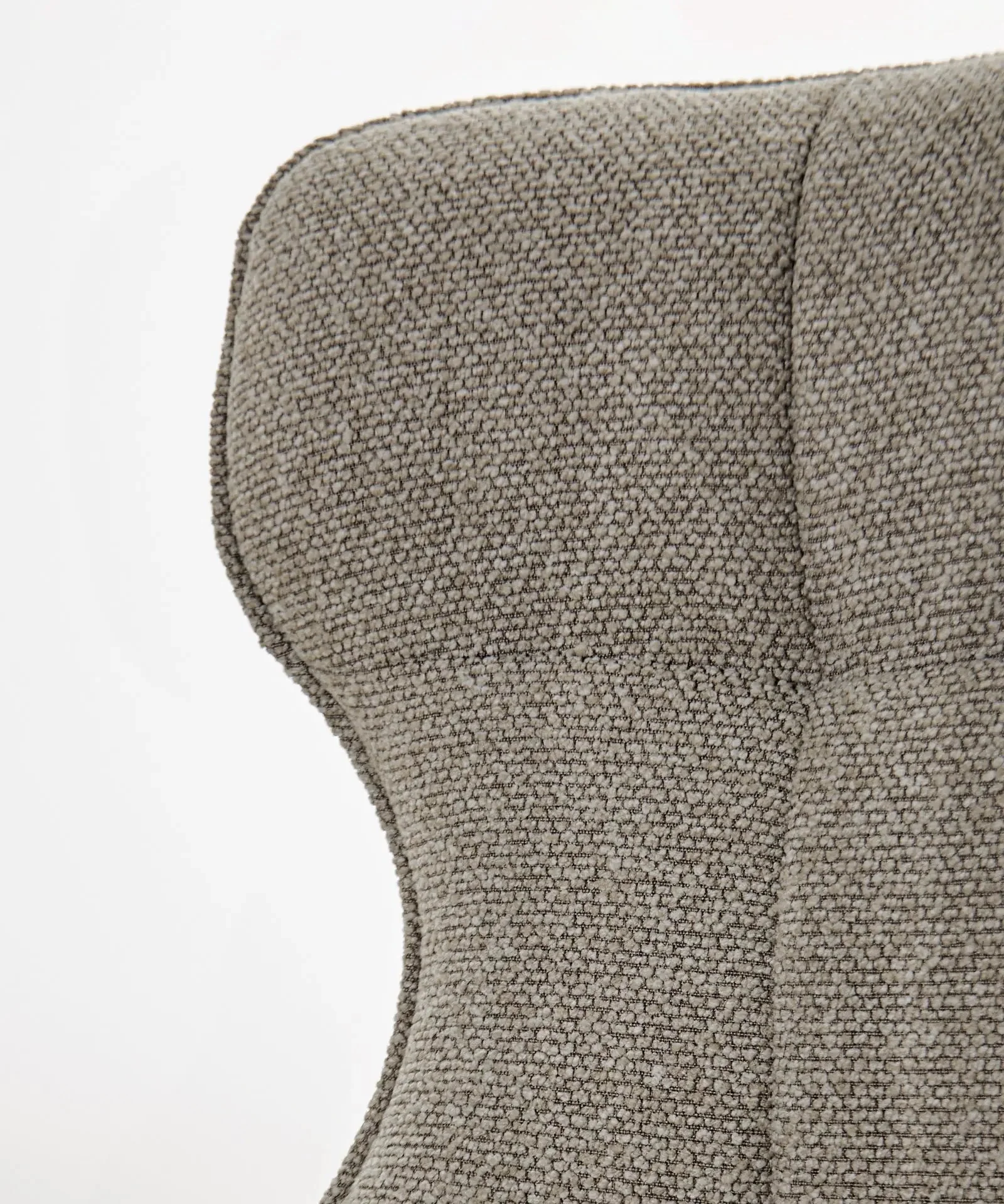 Sillón tapizado en tela bouclé Elsa - Image 14