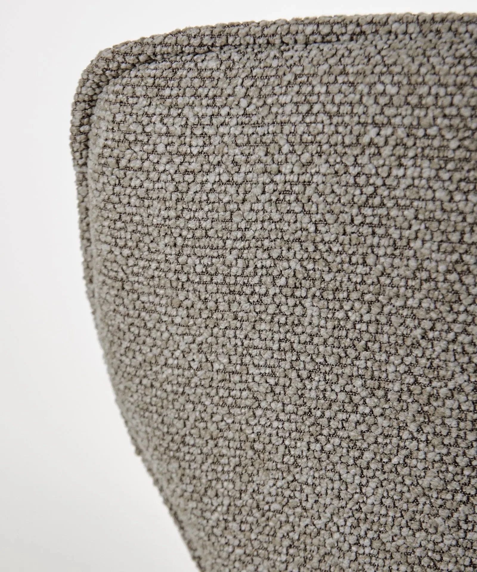 Sillón tapizado en tela bouclé Elsa - Image 16
