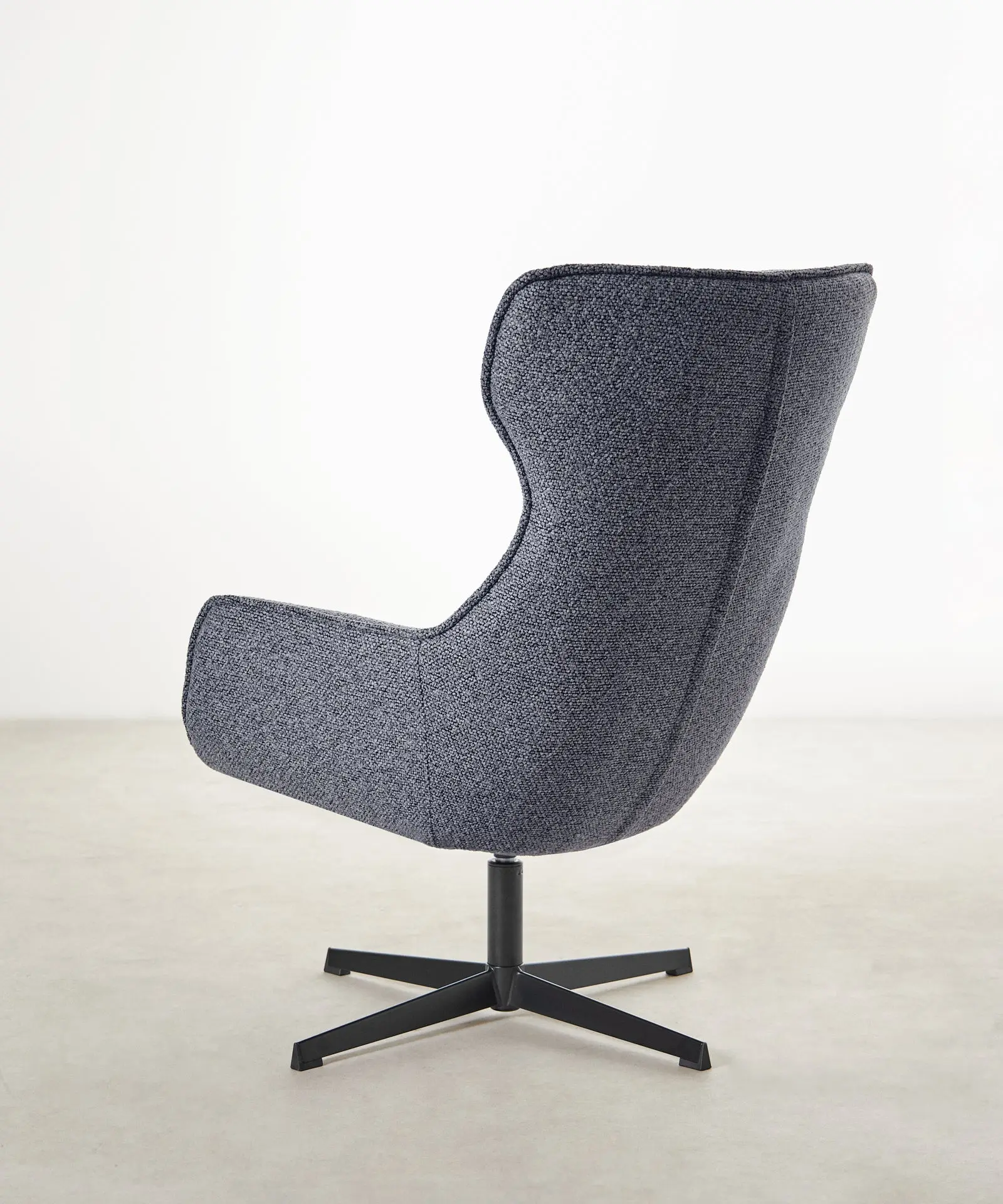 Sillón tapizado en tela bouclé Elsa - Image 20