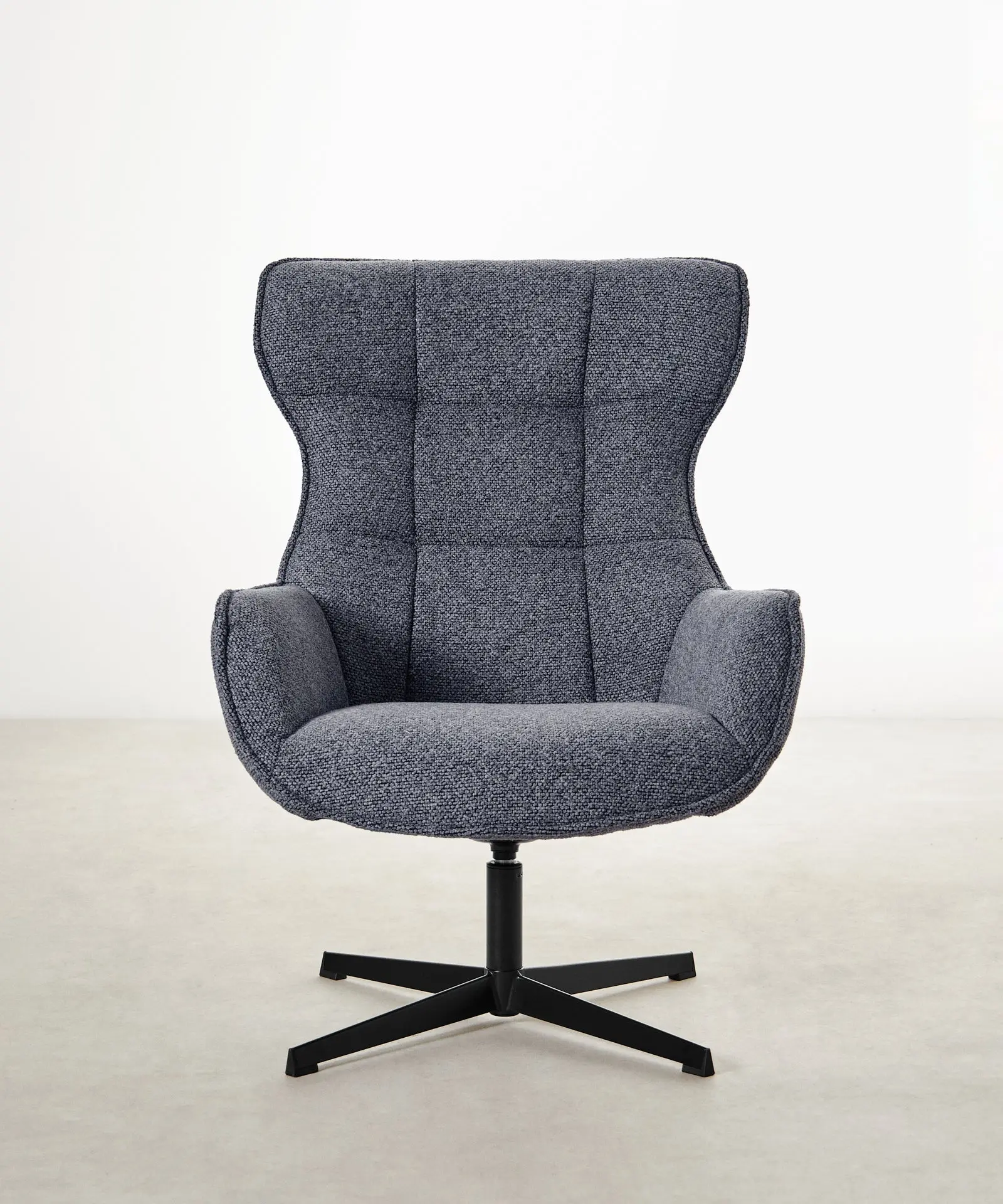 Sillón tapizado en tela bouclé Elsa - Image 21