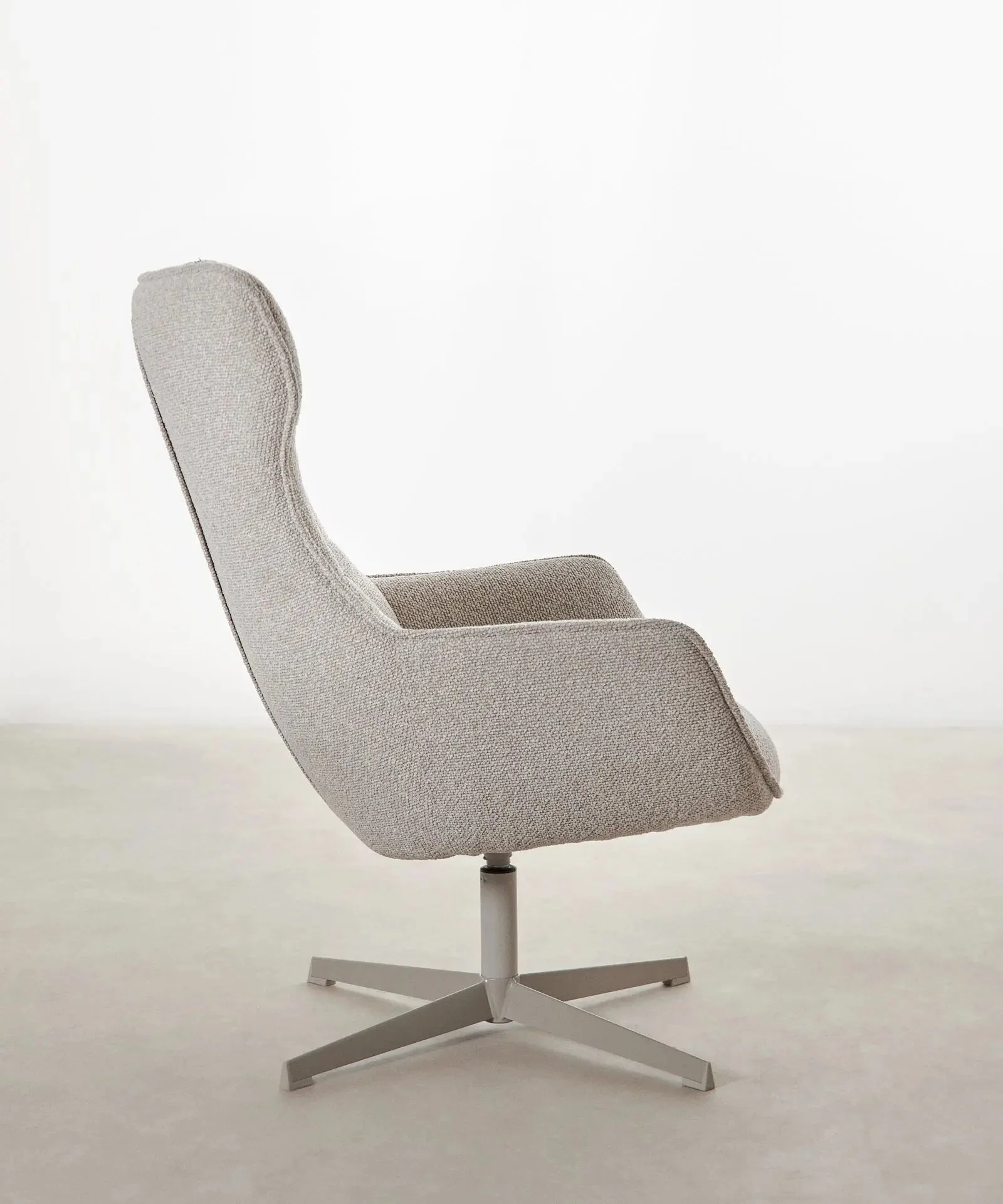 Sillón tapizado en tela bouclé Elsa - Image 4