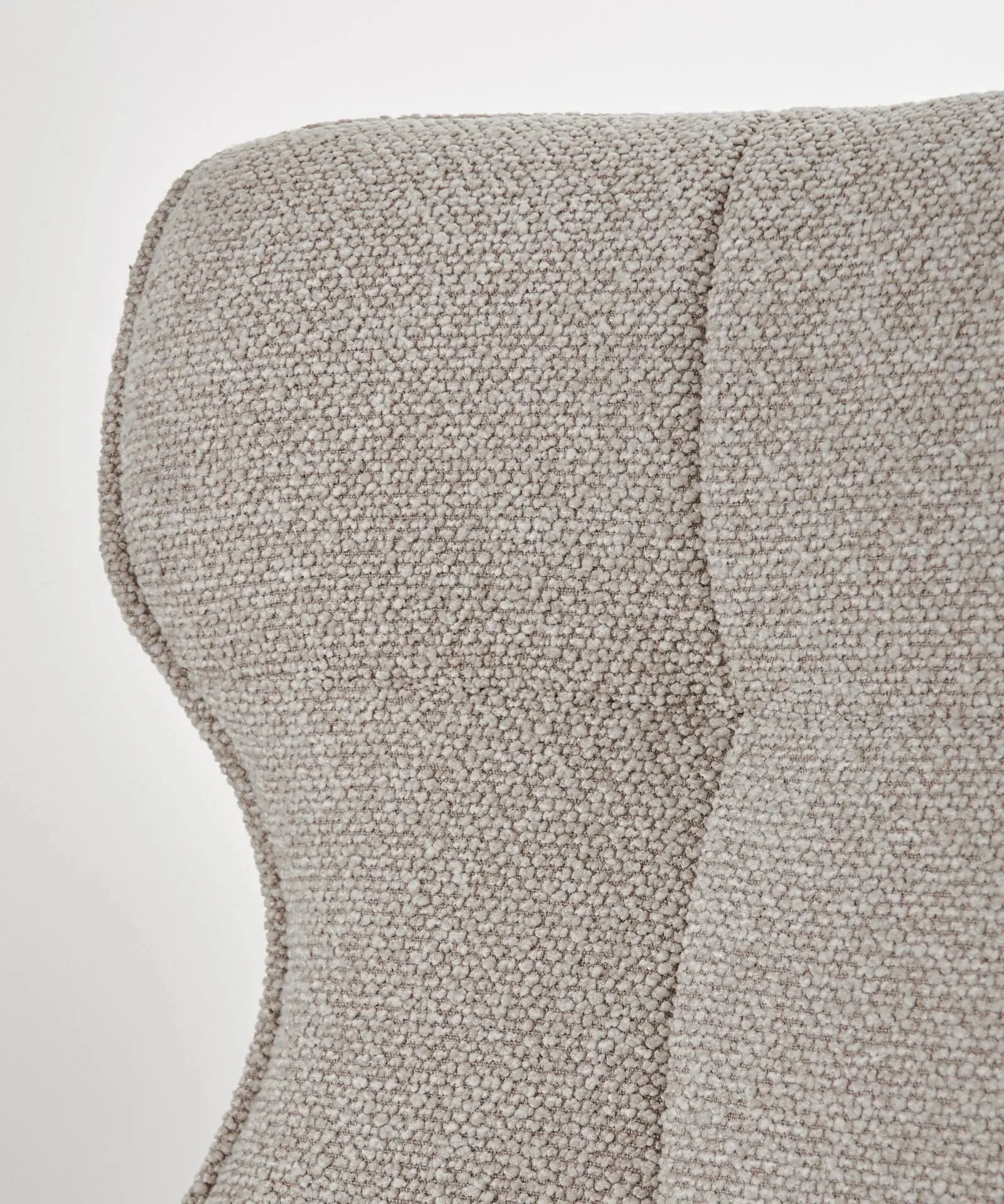 Sillón tapizado en tela bouclé Elsa - Image 5