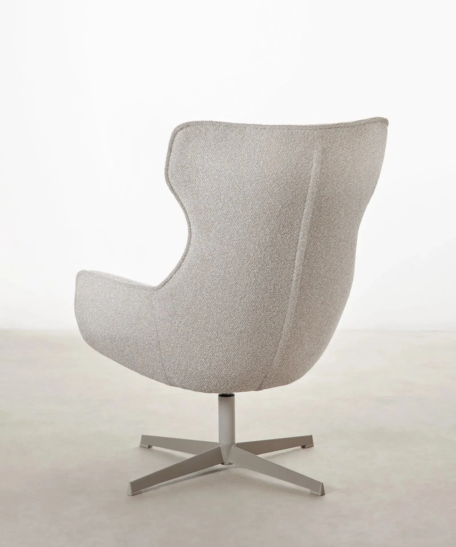 Sillón tapizado en tela bouclé Elsa - Image 7