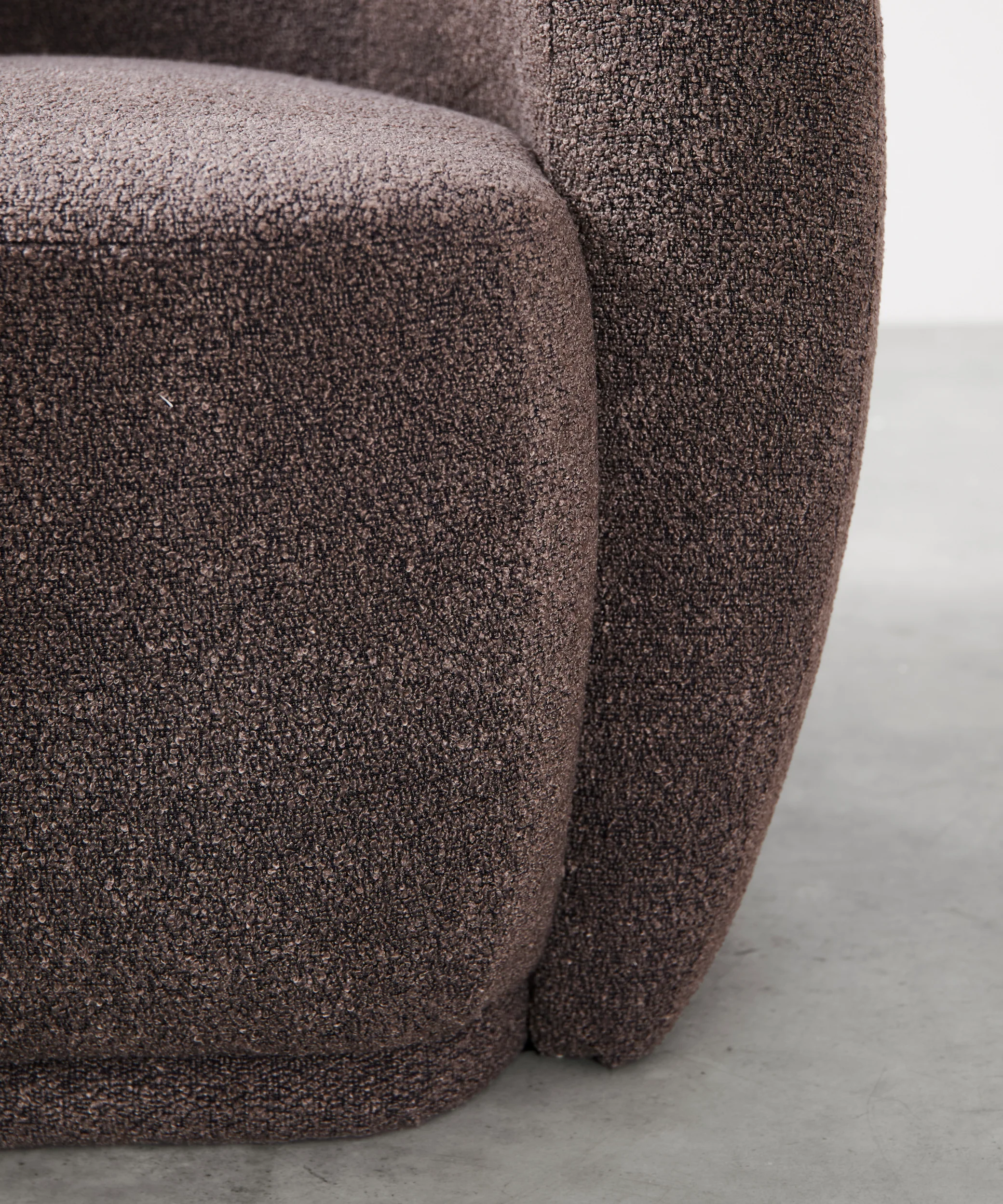 Sillón en Tela Boucle con Reposabrazos Nimbo - Image 7