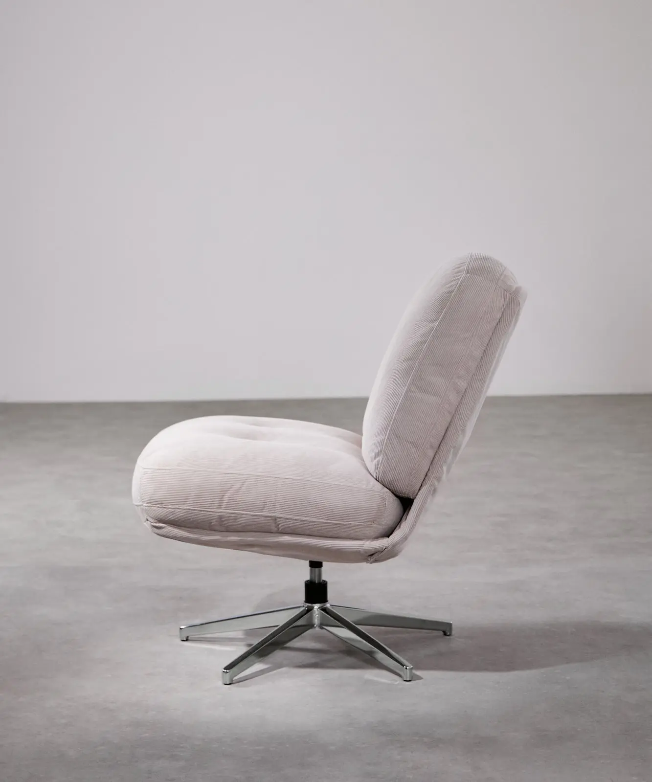 Sillón Giratorio Tapizado Orbit - Image 19
