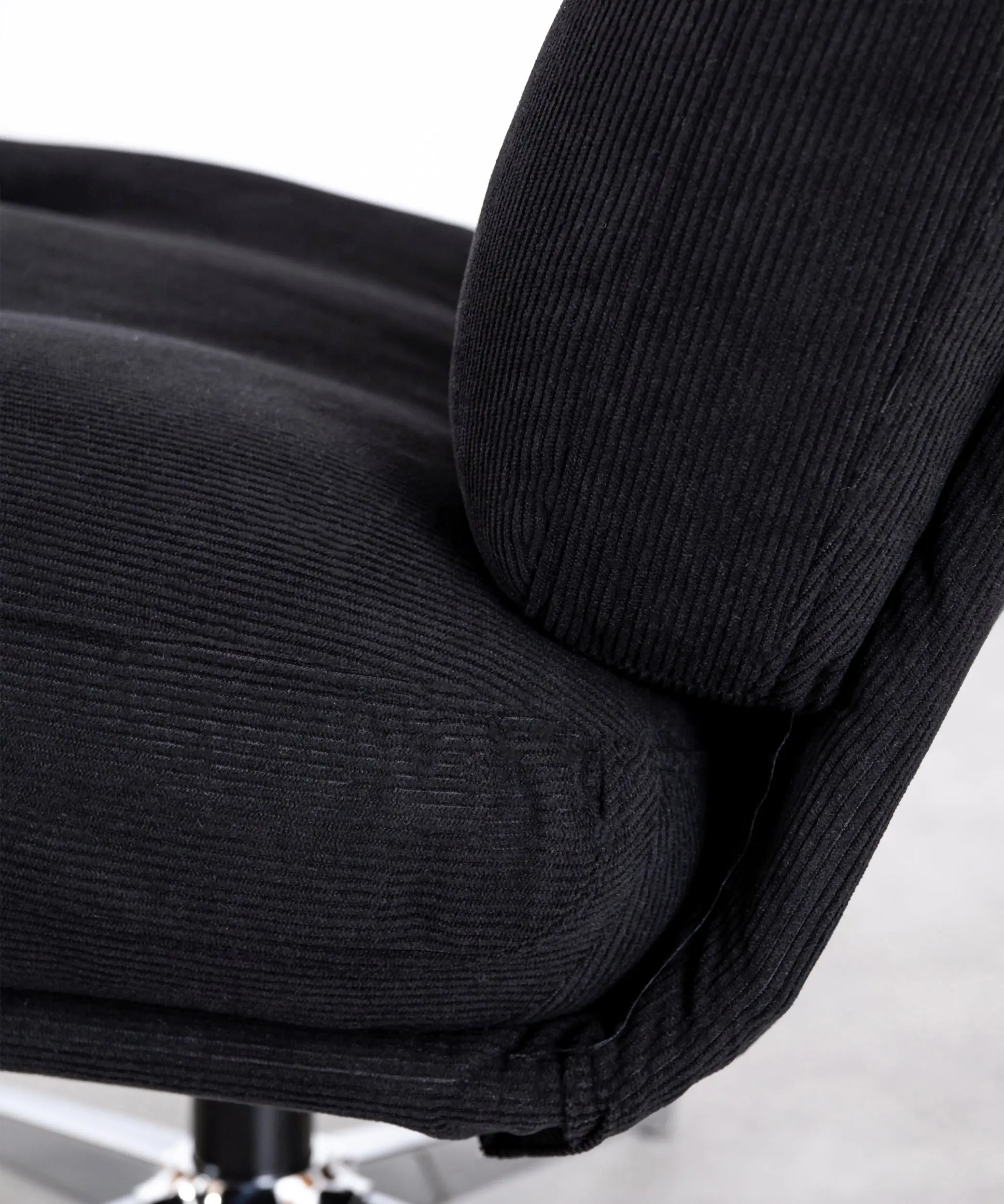 Sillón Giratorio Tapizado Orbit - Image 25
