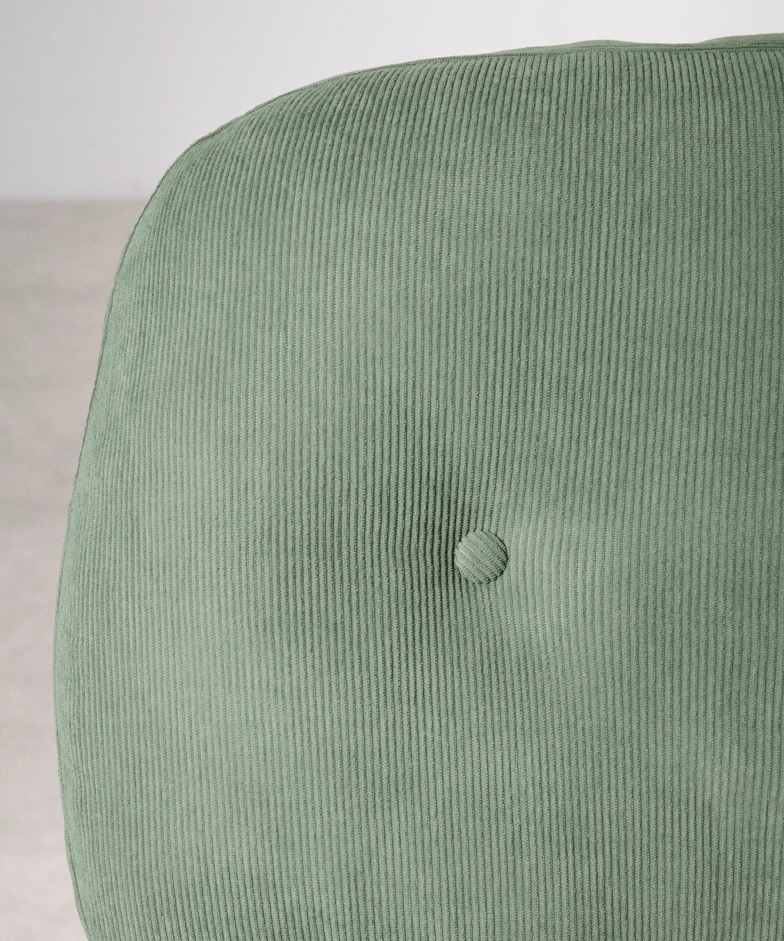 Sillón Giratorio Tapizado Orbit - Image 3