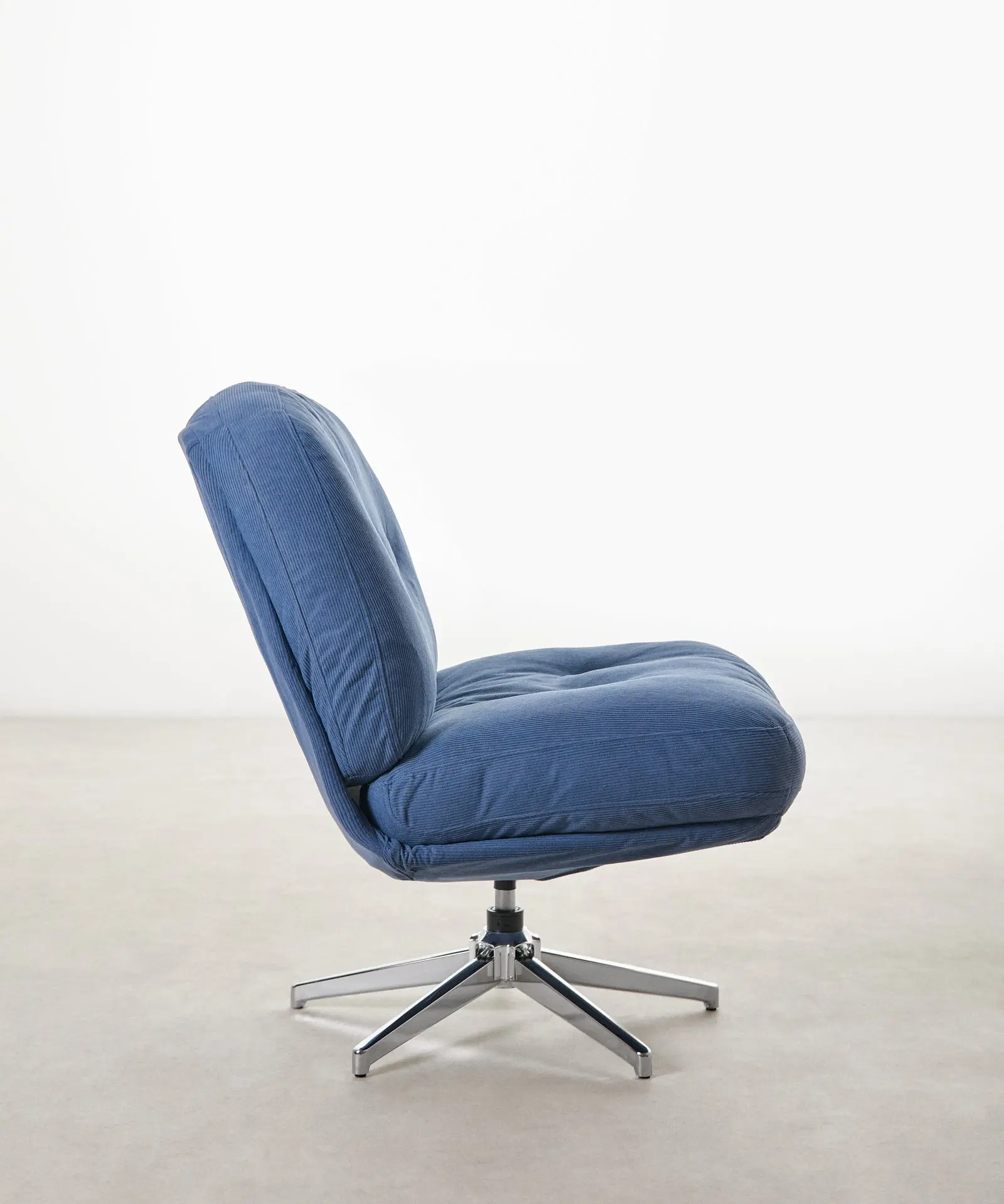 Sillón Giratorio Tapizado Orbit - Image 31