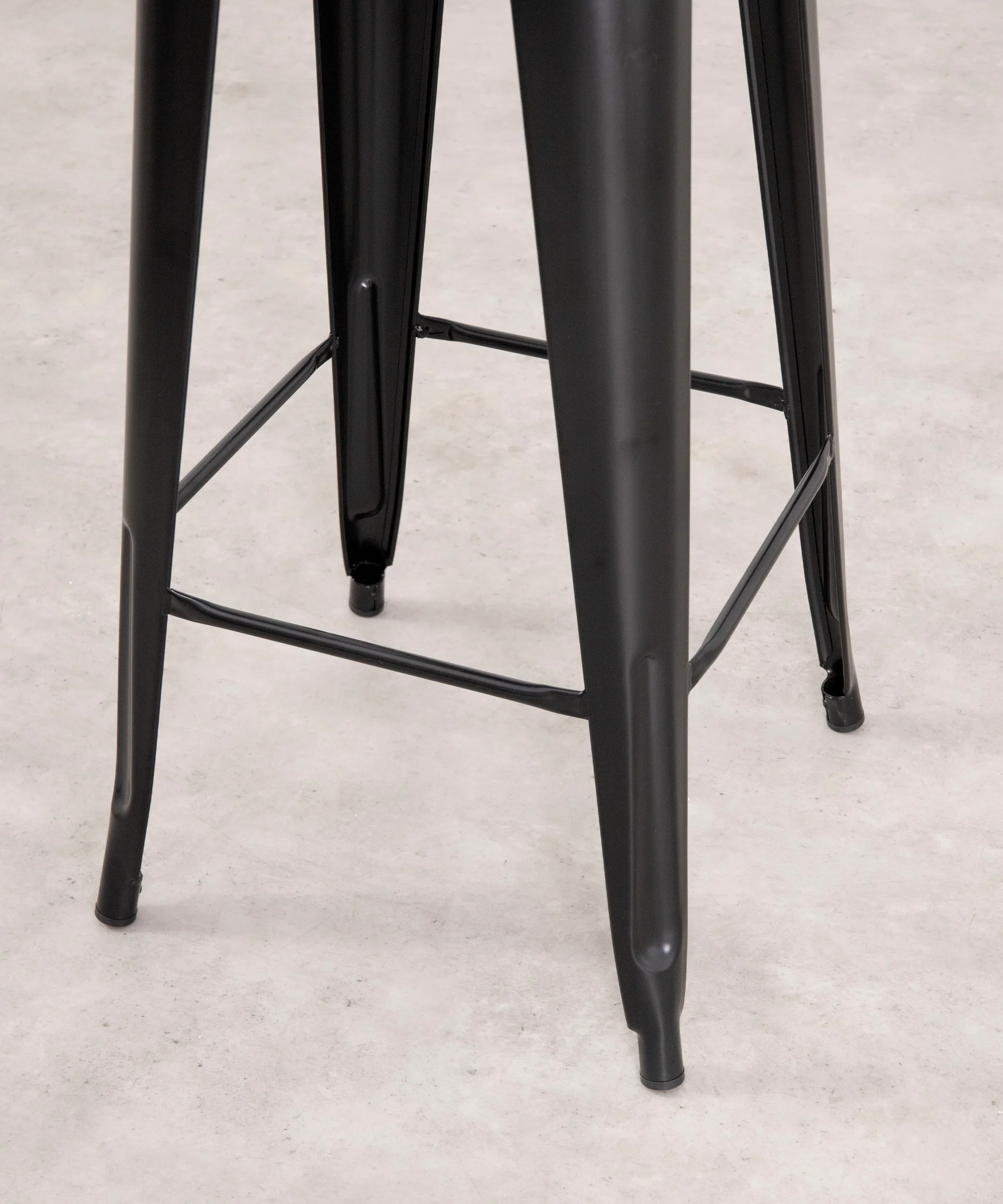 Taburete Alto de Metal Tolik - Image 8