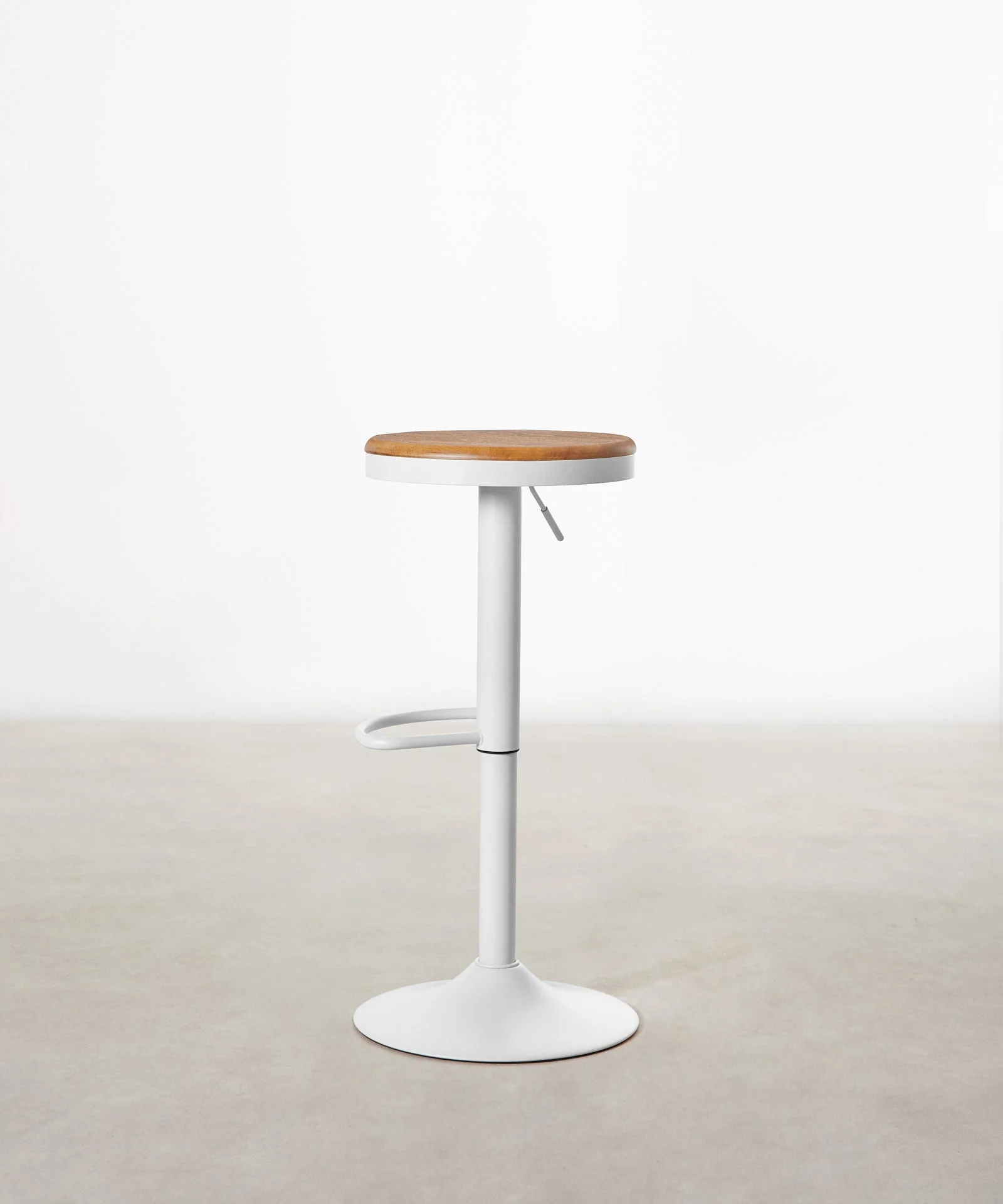 Taburete Alto Regulable en Acero y Madera Oslo - Image 24