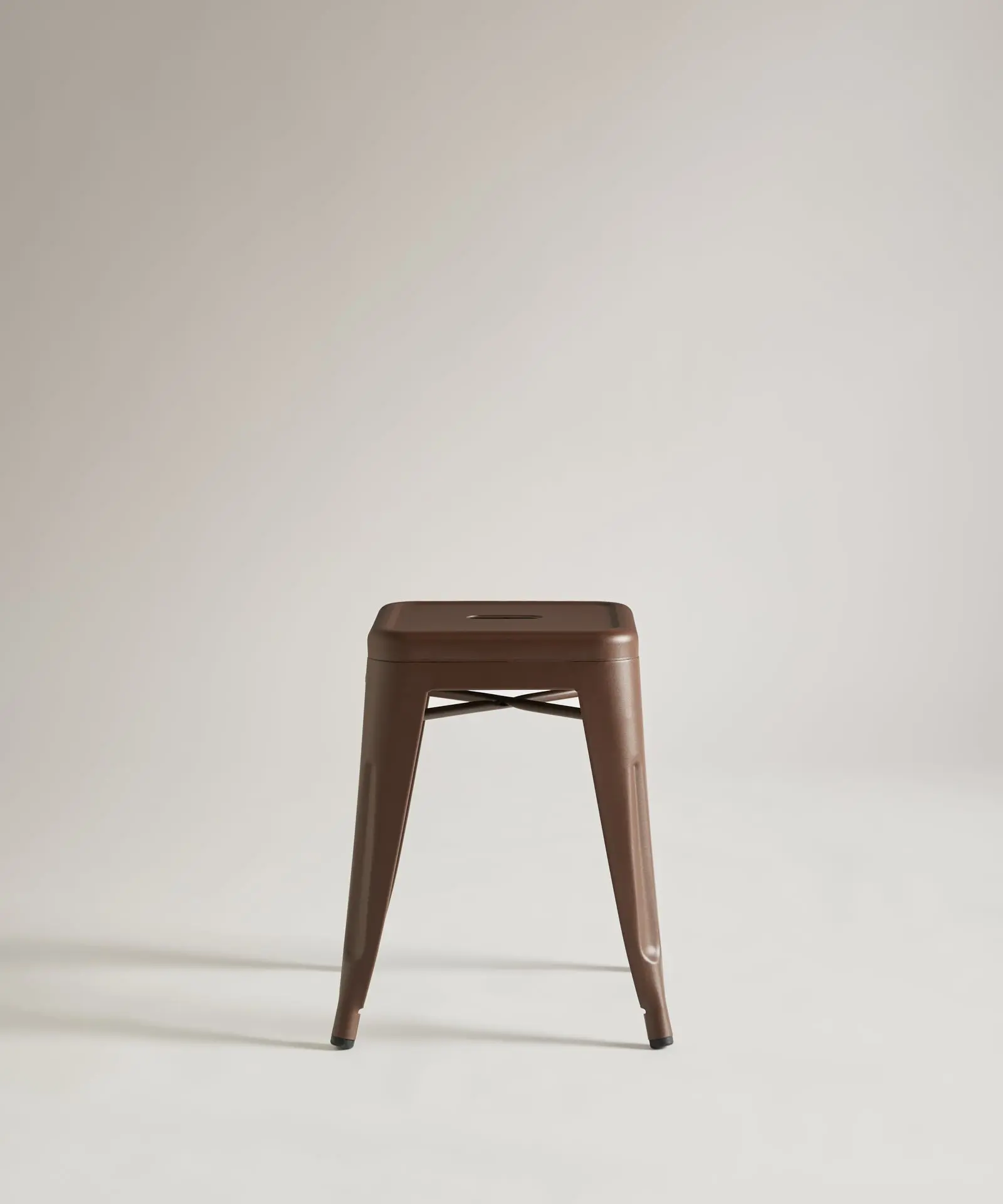 Taburete Bajo de Metal Tolik - Image 19