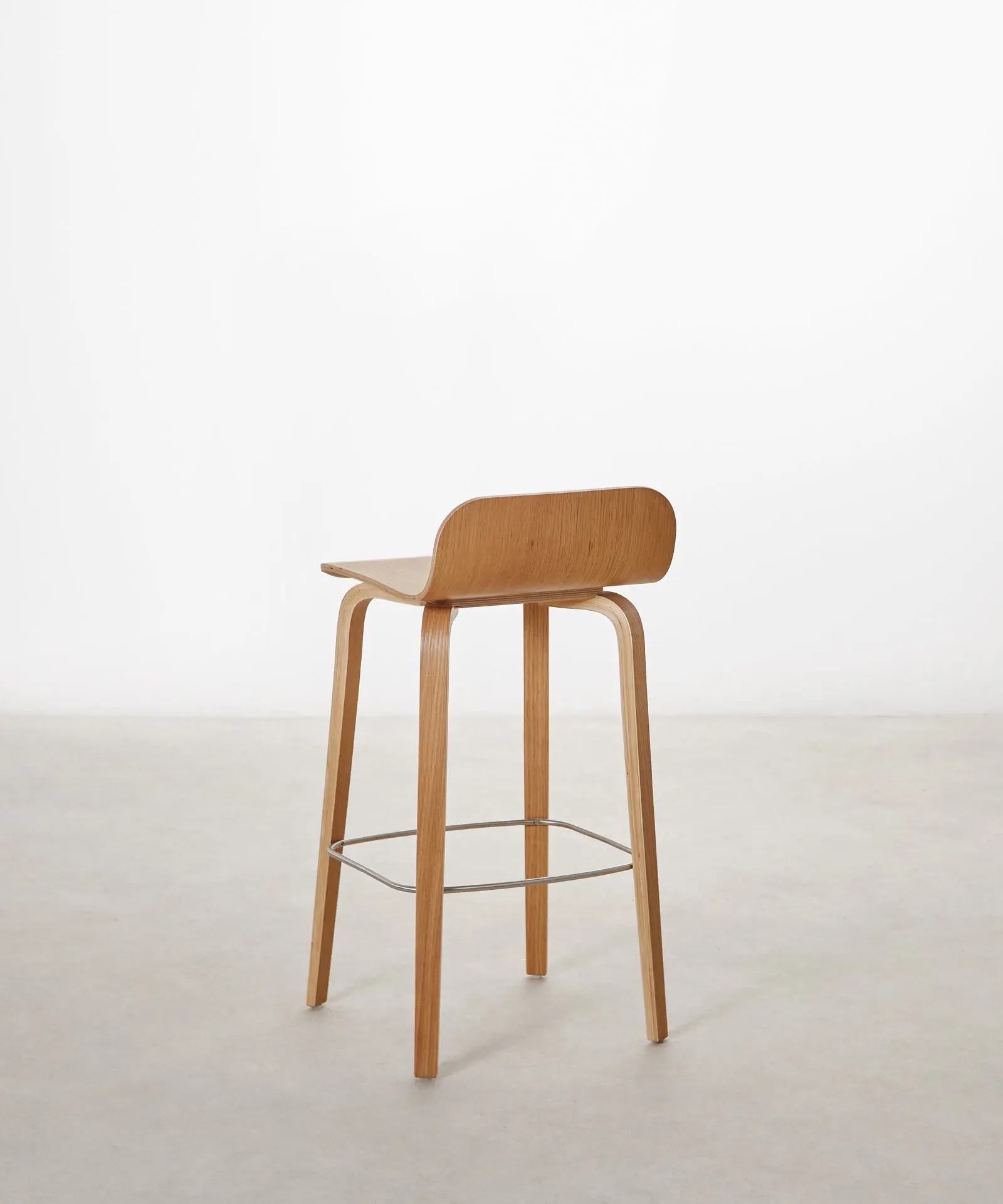 Taburete de madera Eira - Image 17