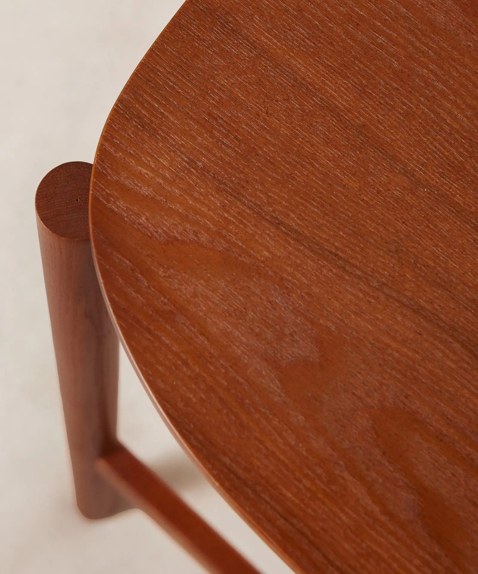 Taburete de madera Skog - Image 8